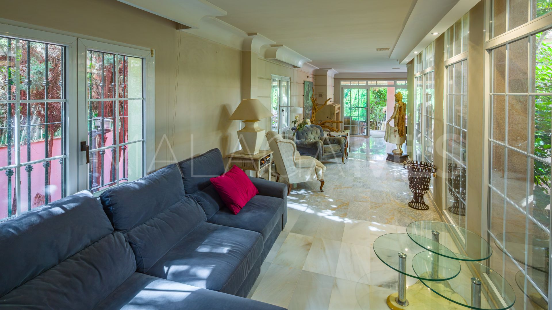 Villa for sale in Marbella Centro