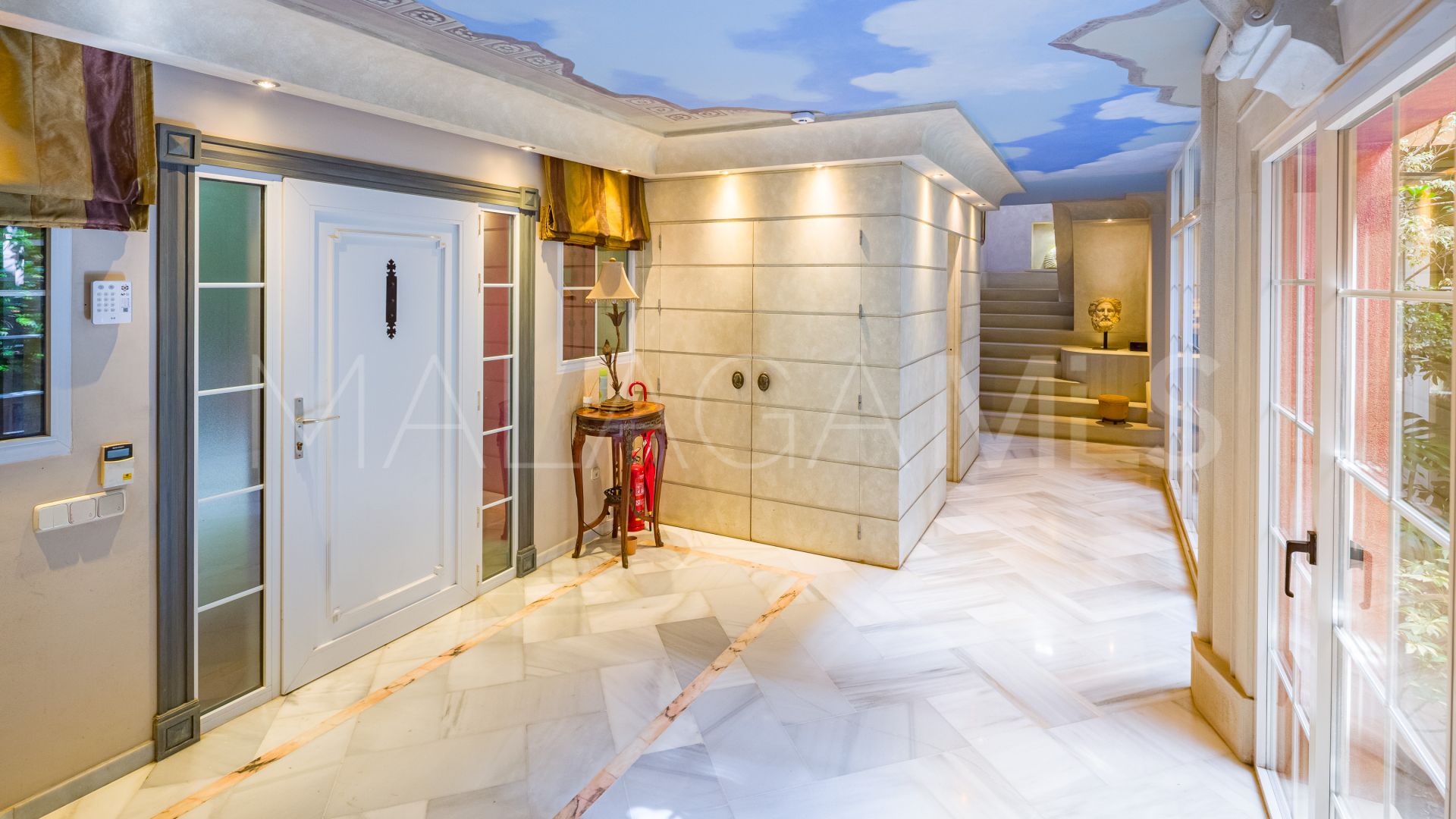 Villa for sale in Marbella Centro