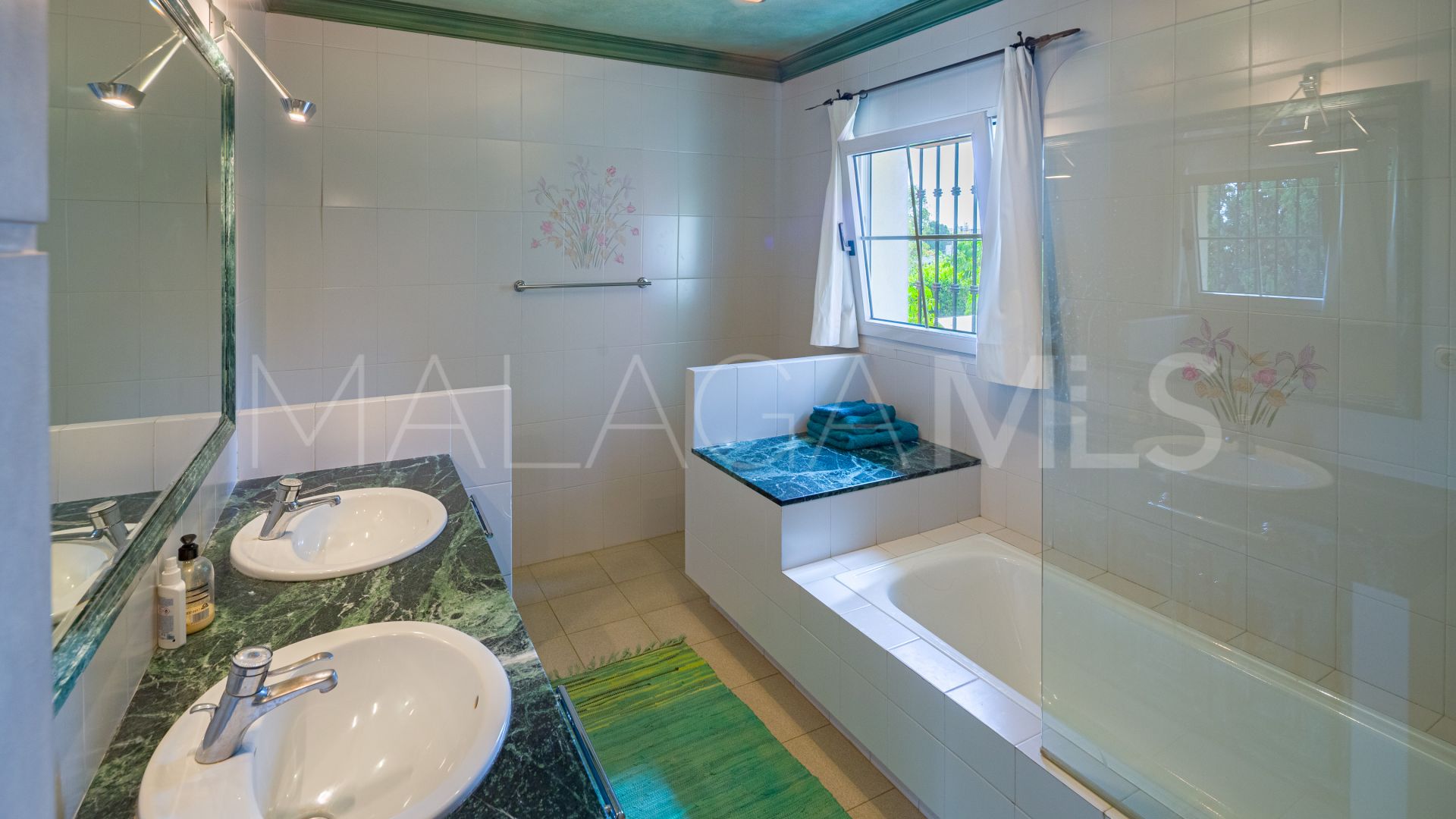 Villa for sale in Marbella Centro