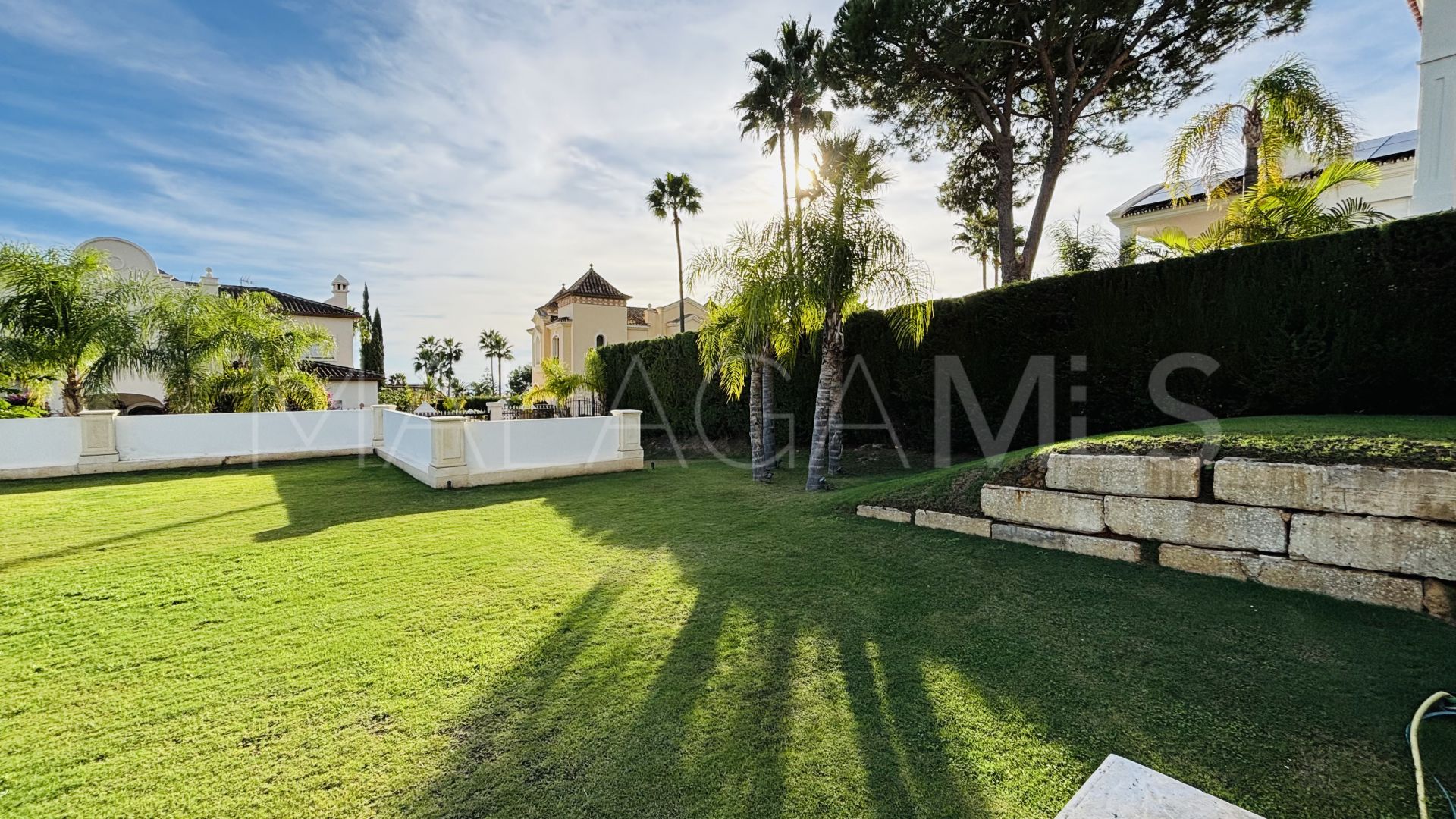 8 bedrooms Sierra Blanca villa for sale