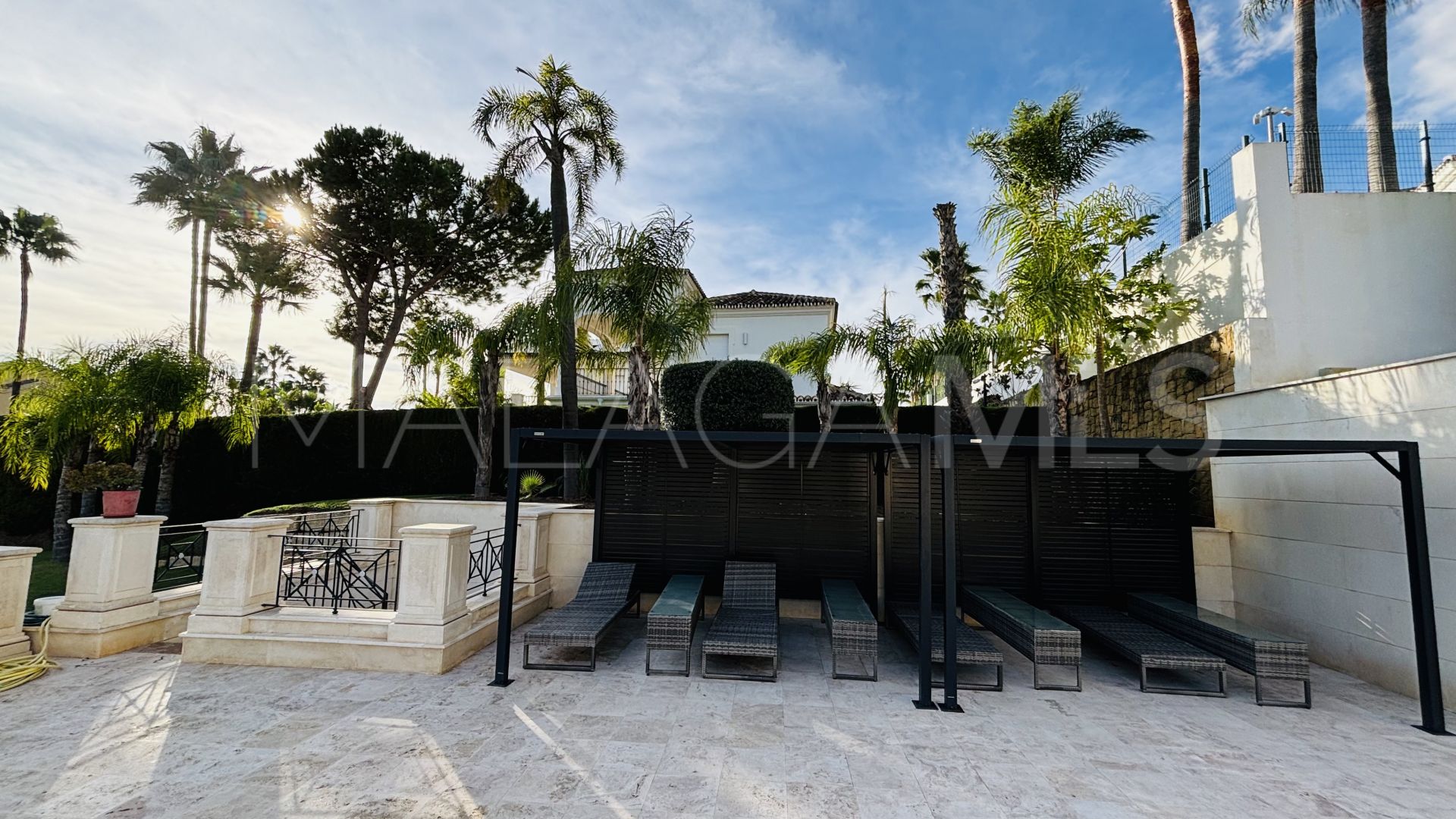 8 bedrooms Sierra Blanca villa for sale