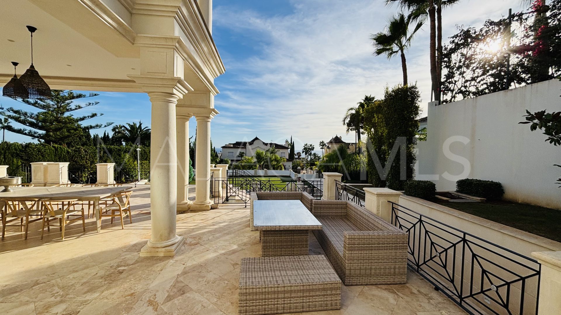 8 bedrooms Sierra Blanca villa for sale