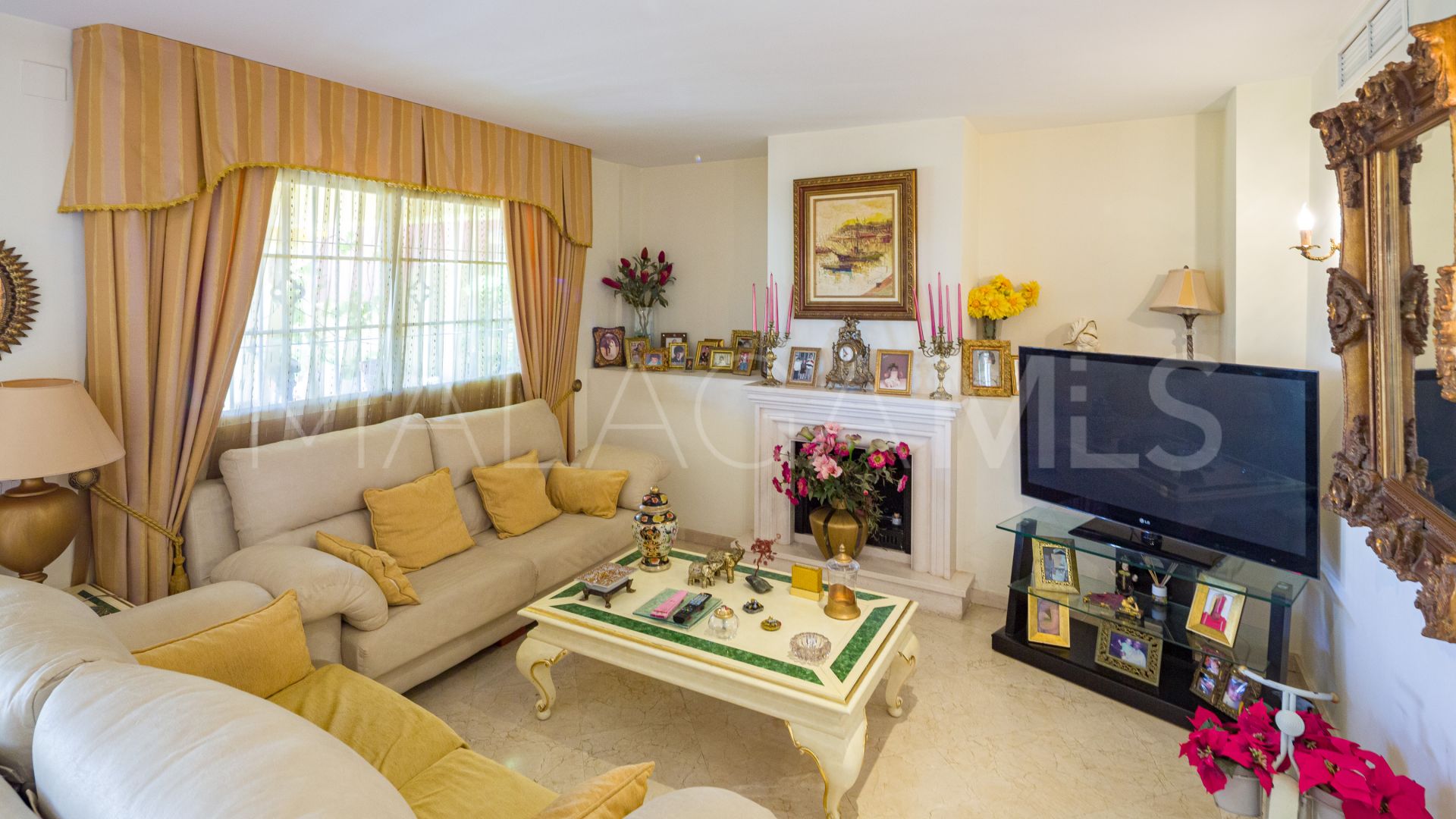 Parvilla for sale in Guadalmina Alta