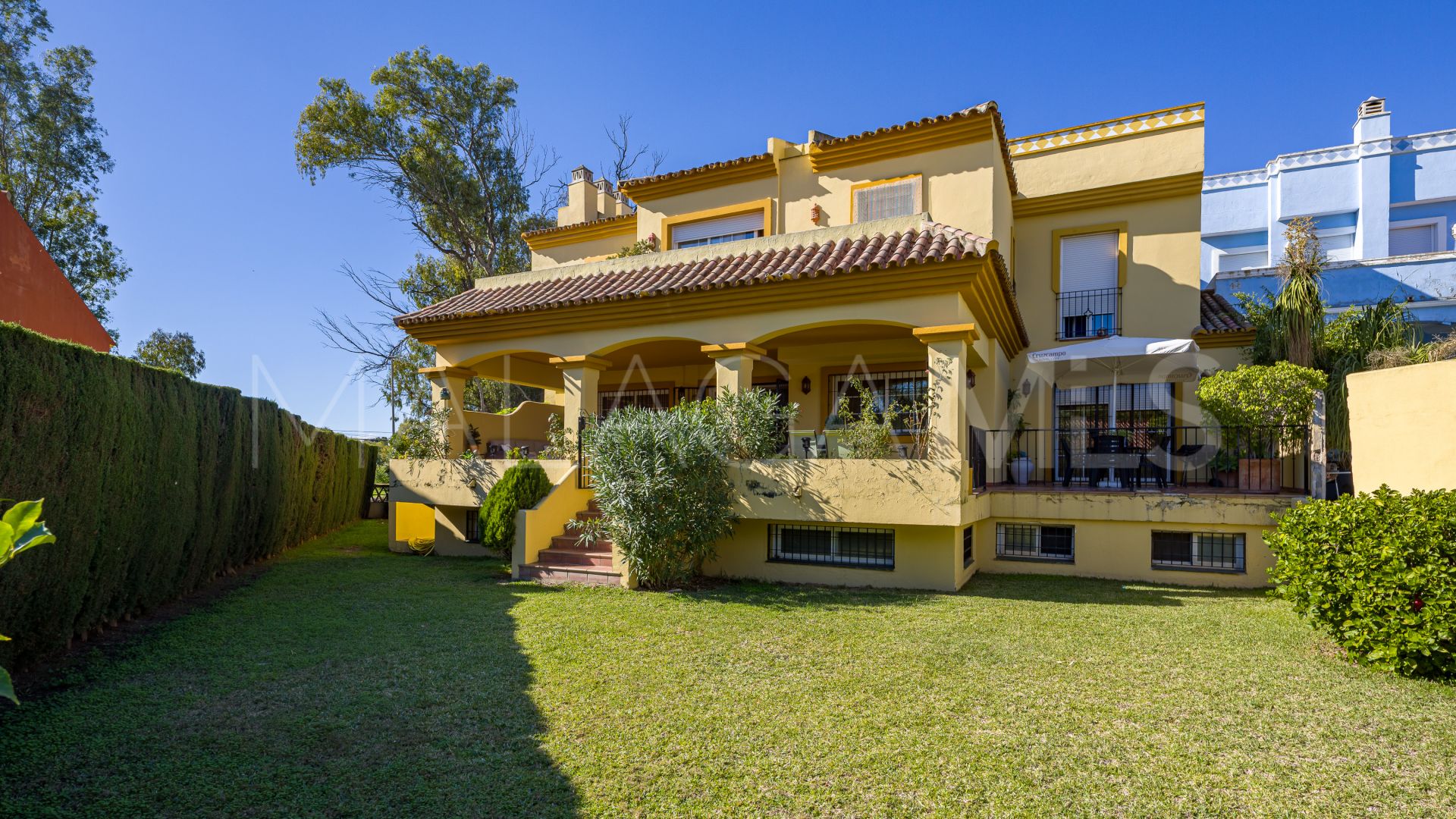 Parvilla for sale in Guadalmina Alta