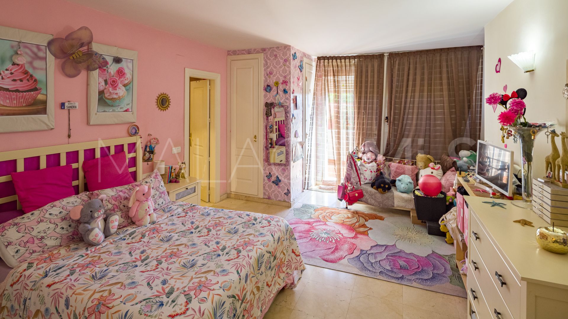 Parvilla for sale in Guadalmina Alta