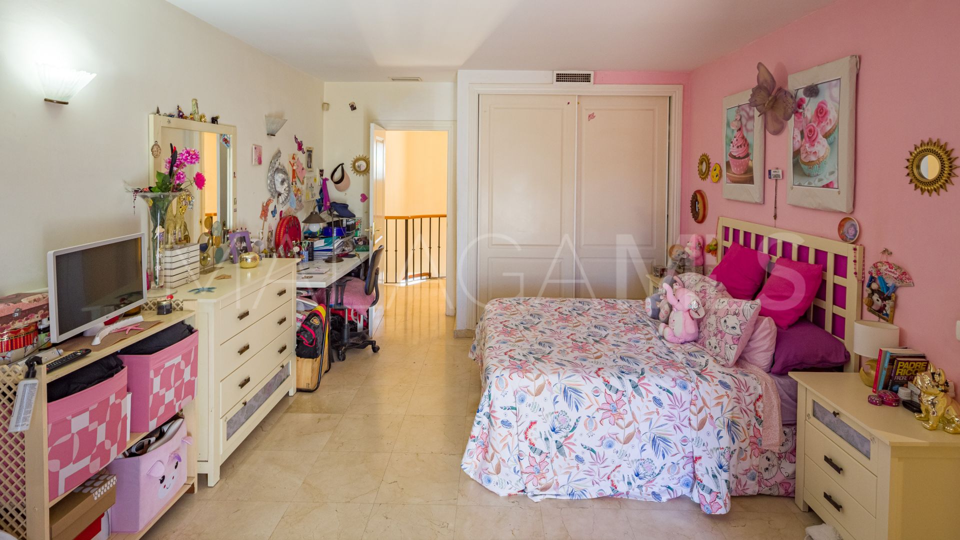 Parvilla for sale in Guadalmina Alta