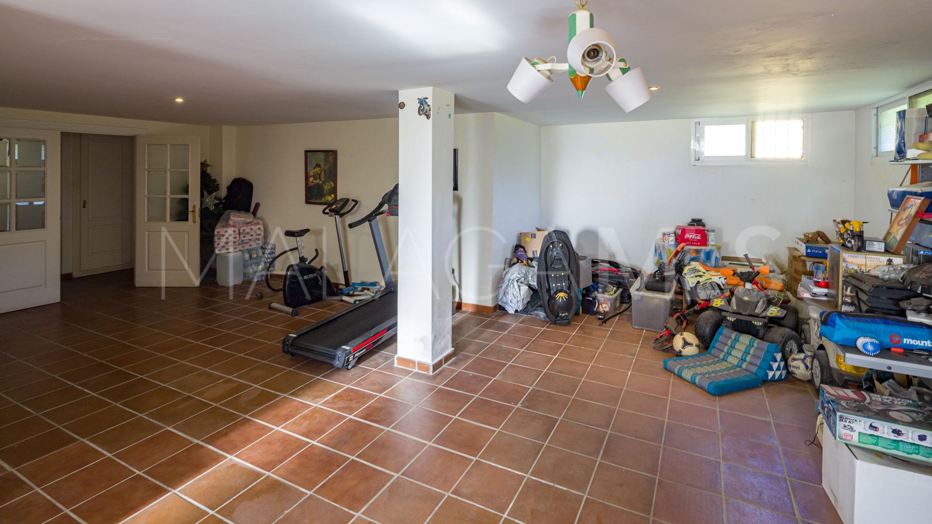 Parvilla for sale in Guadalmina Alta