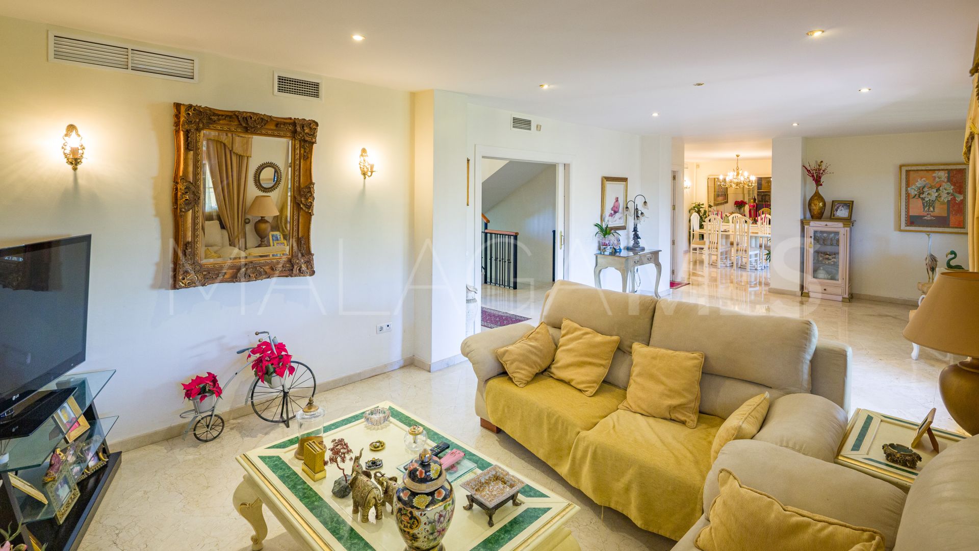 Parvilla for sale in Guadalmina Alta