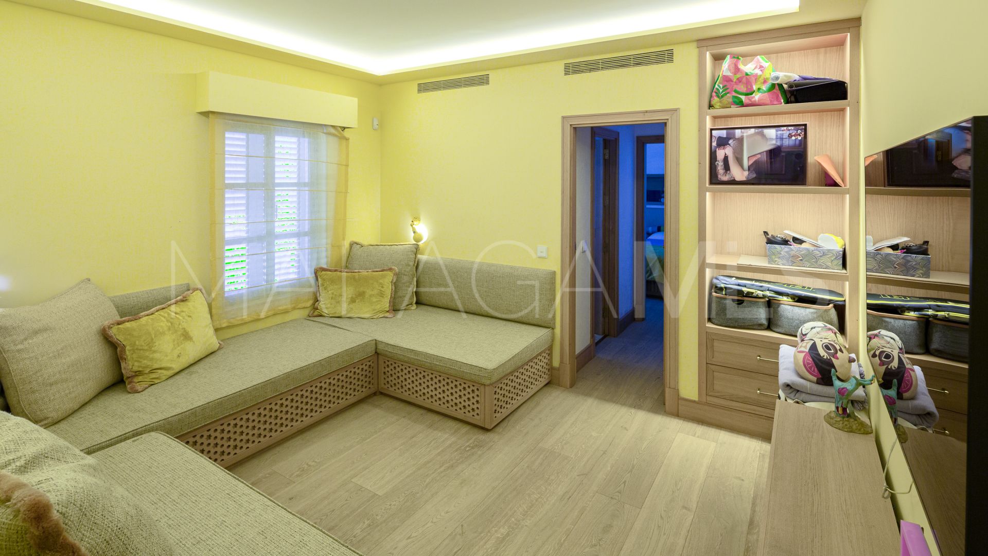 For sale villa with 5 bedrooms in Aloha