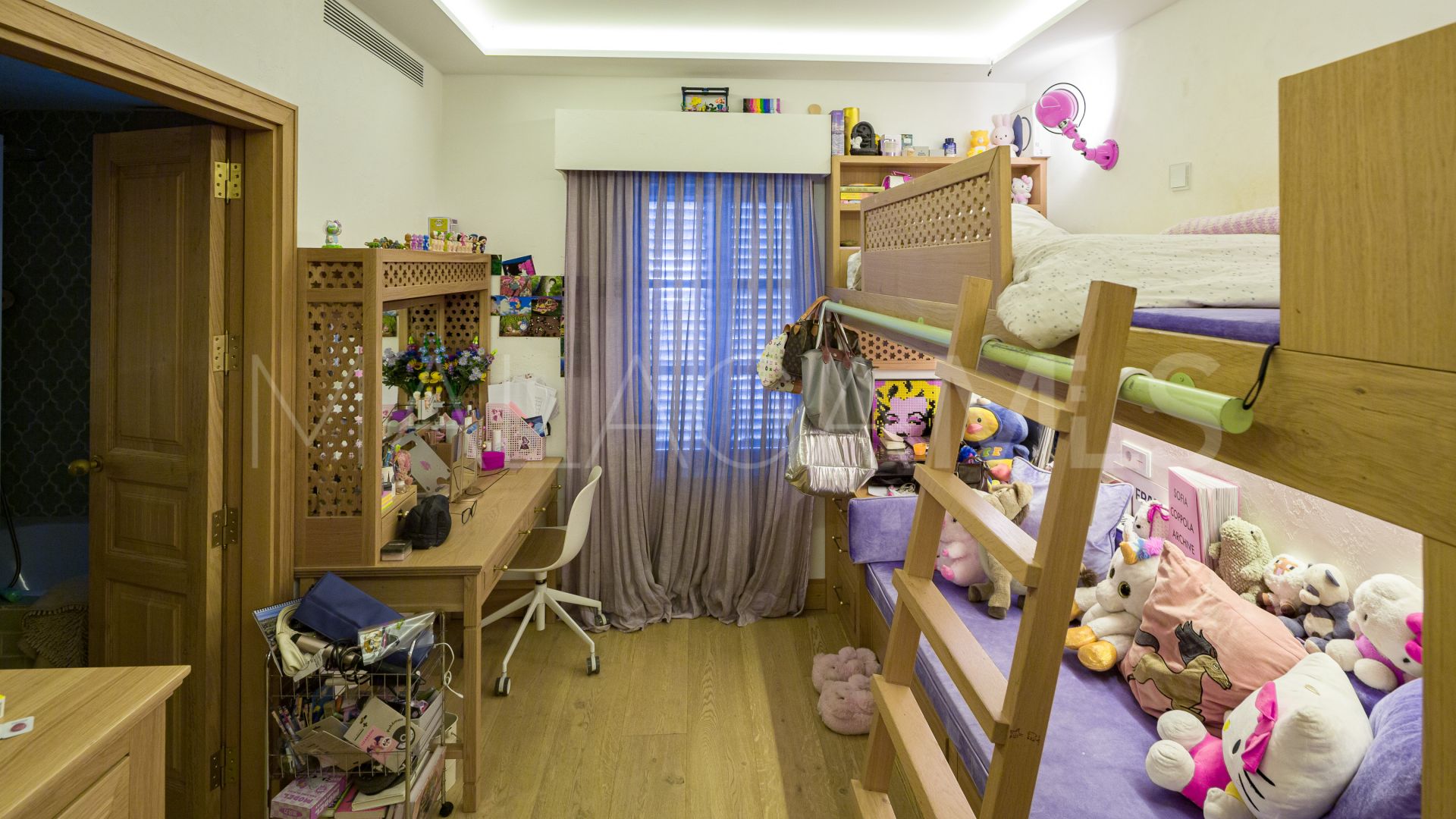 For sale villa with 5 bedrooms in Aloha