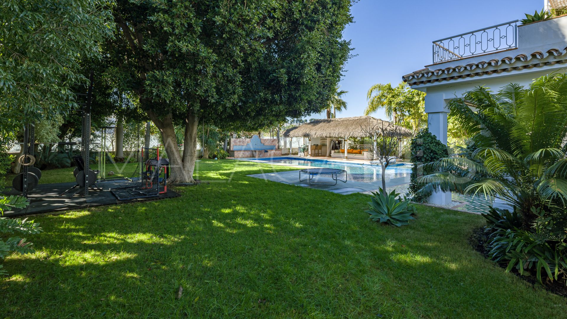 For sale villa with 5 bedrooms in Aloha