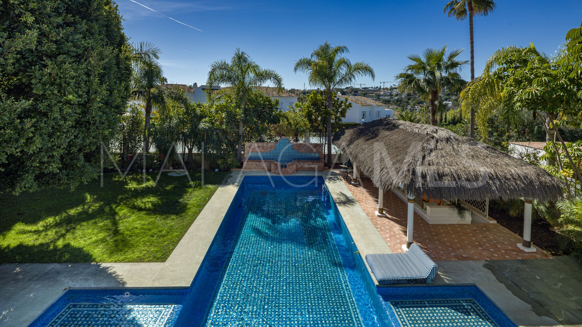 For sale villa with 5 bedrooms in Aloha