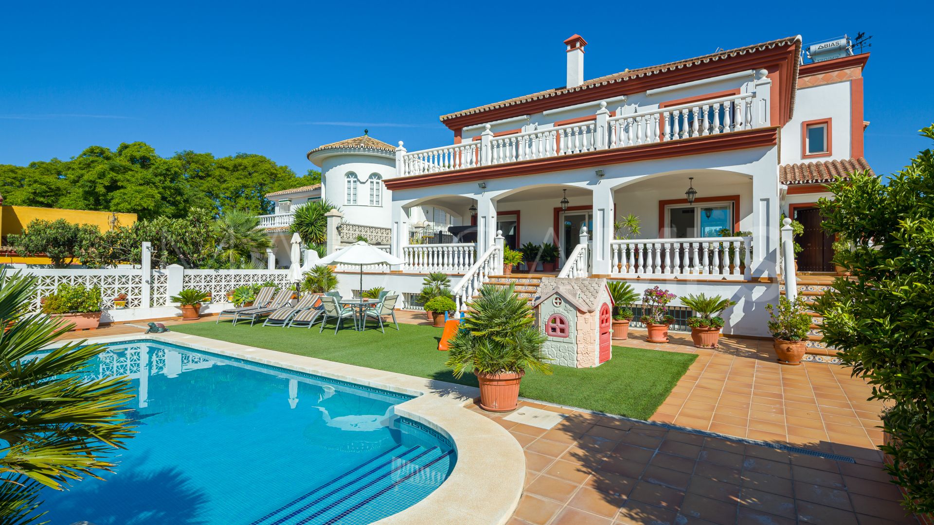 Villa for sale in S. Pedro Centro