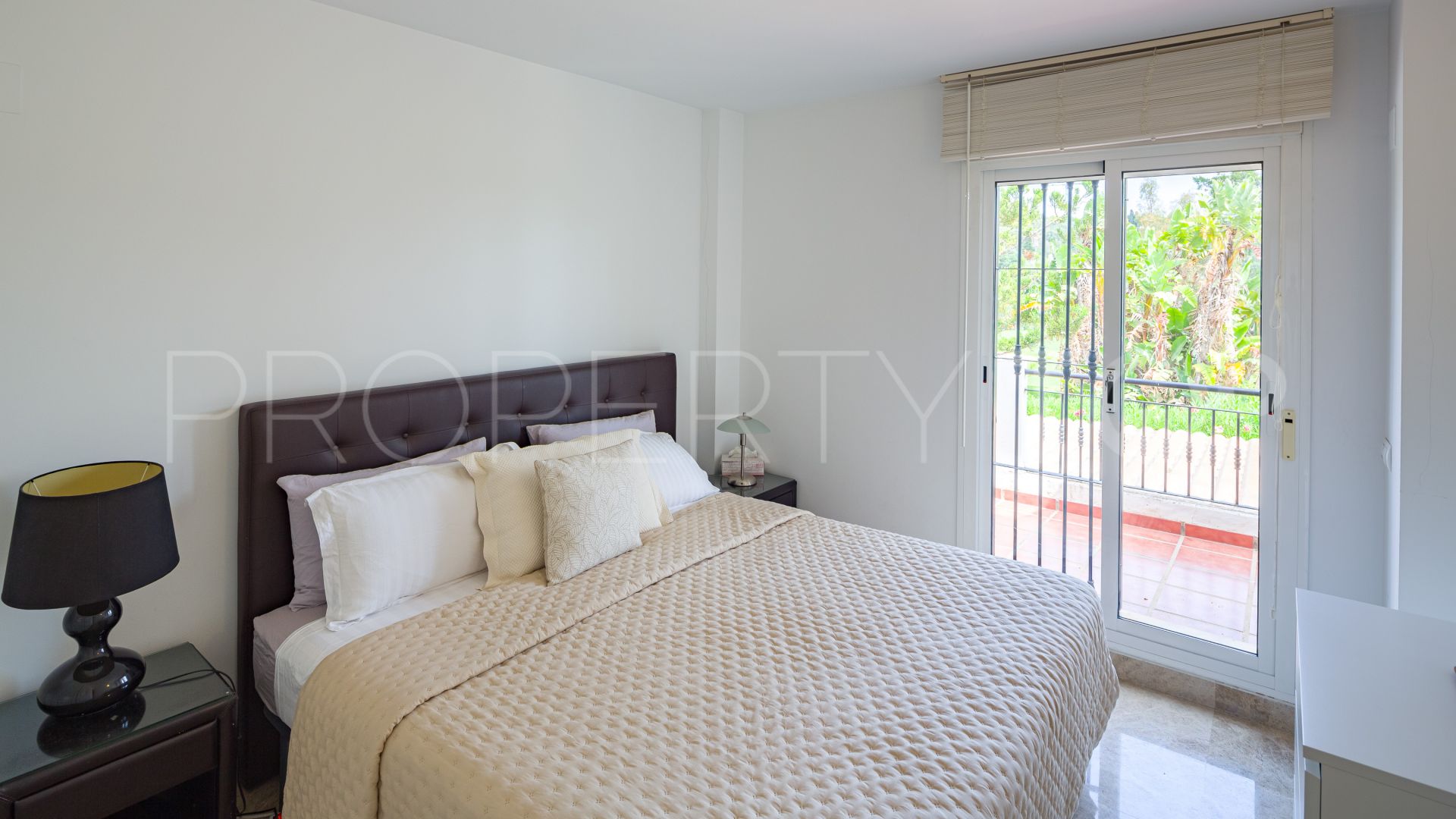 5 bedrooms semi detached house in Los Naranjos for sale
