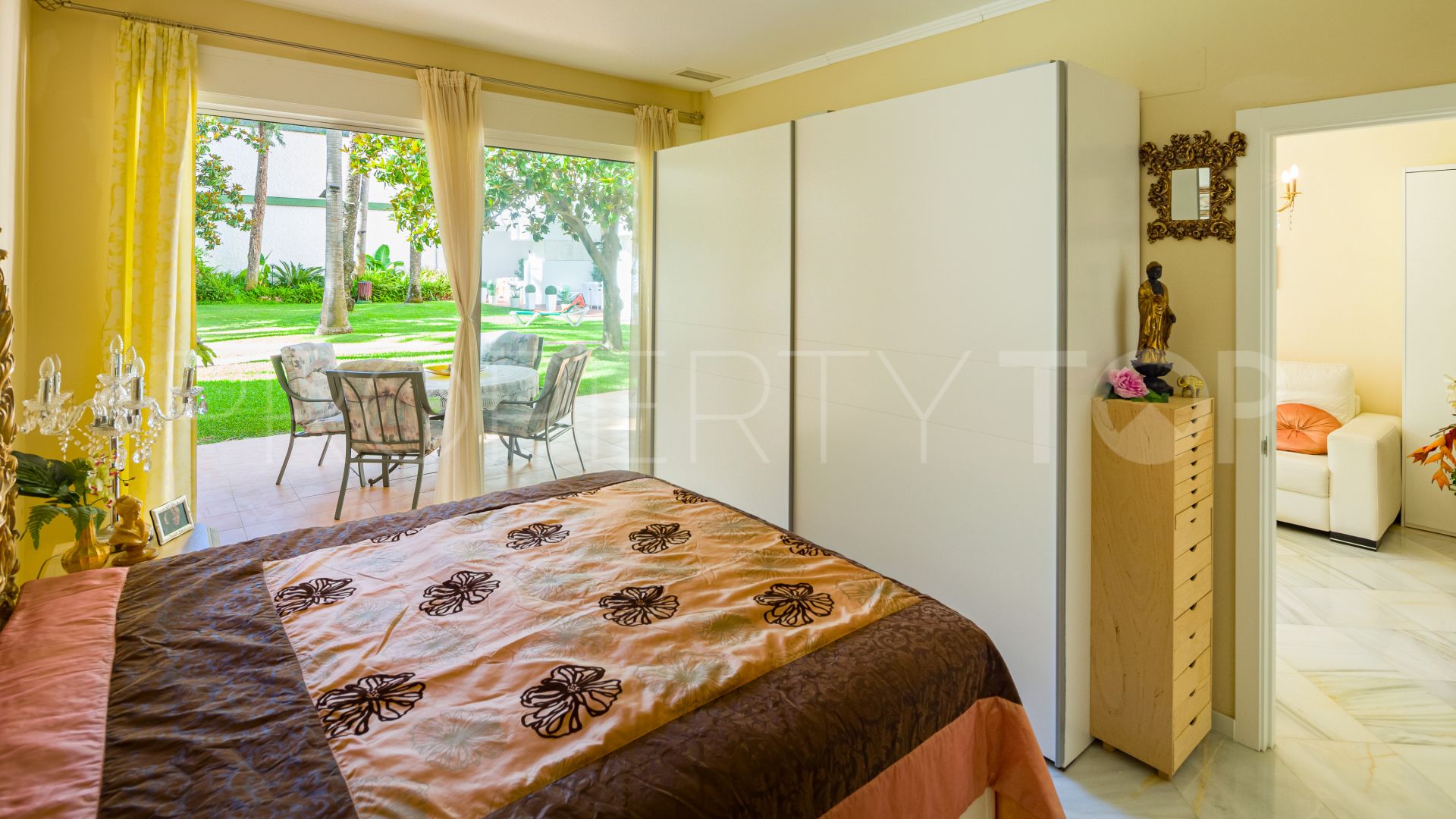 Ground floor apartment for sale in Jardines del Mar