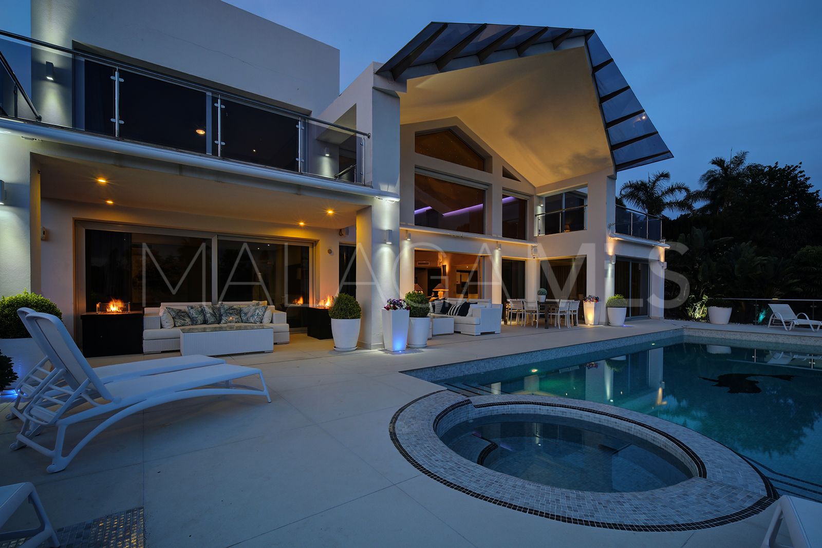 Villa with 5 bedrooms for sale in Los Naranjos Country Club