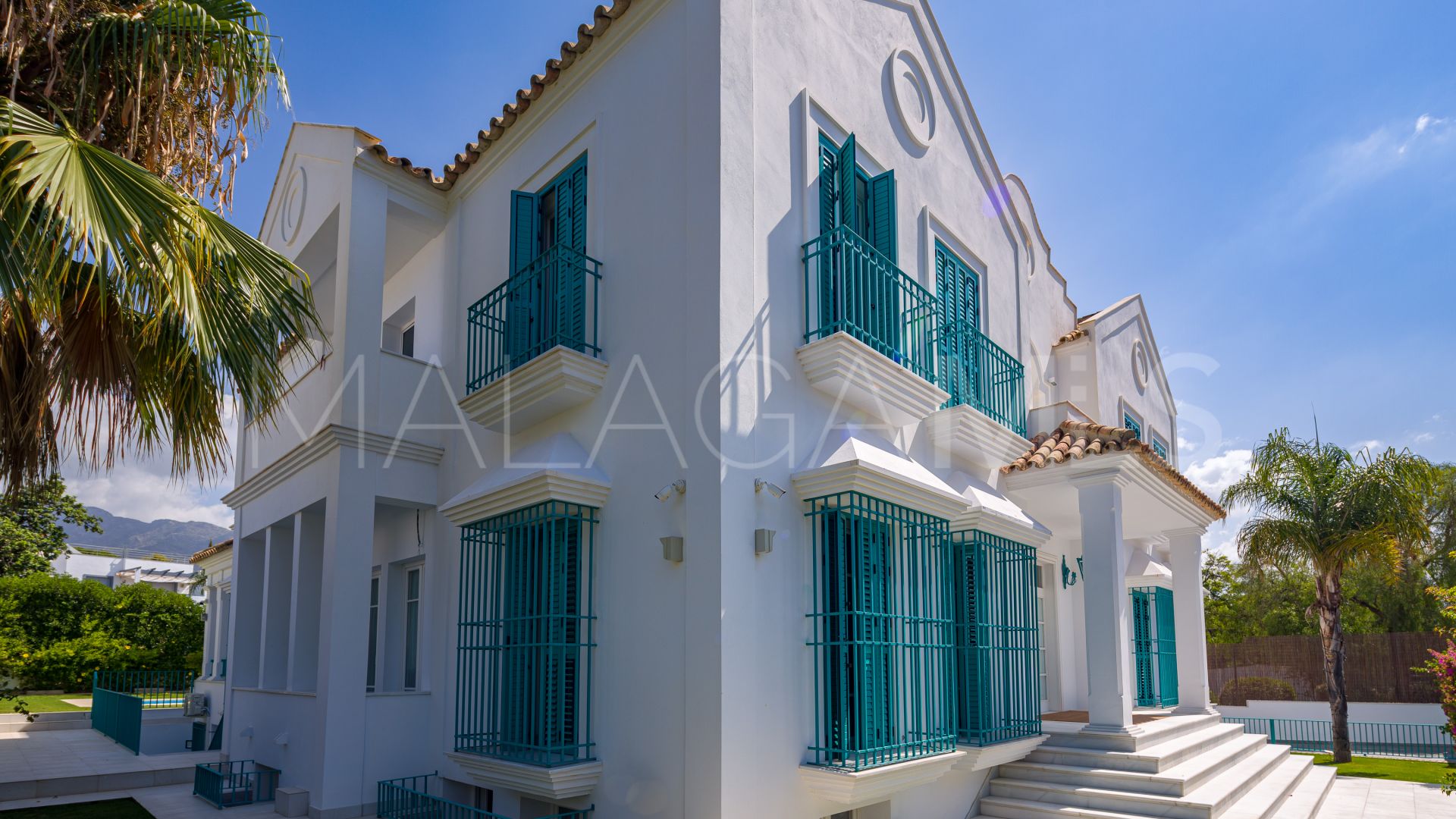 Buy Marbella Centro 13 bedrooms villa