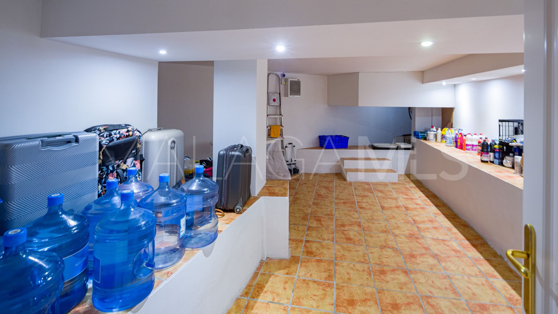 Ground floor duplex for sale in Marbella - Puerto Banus