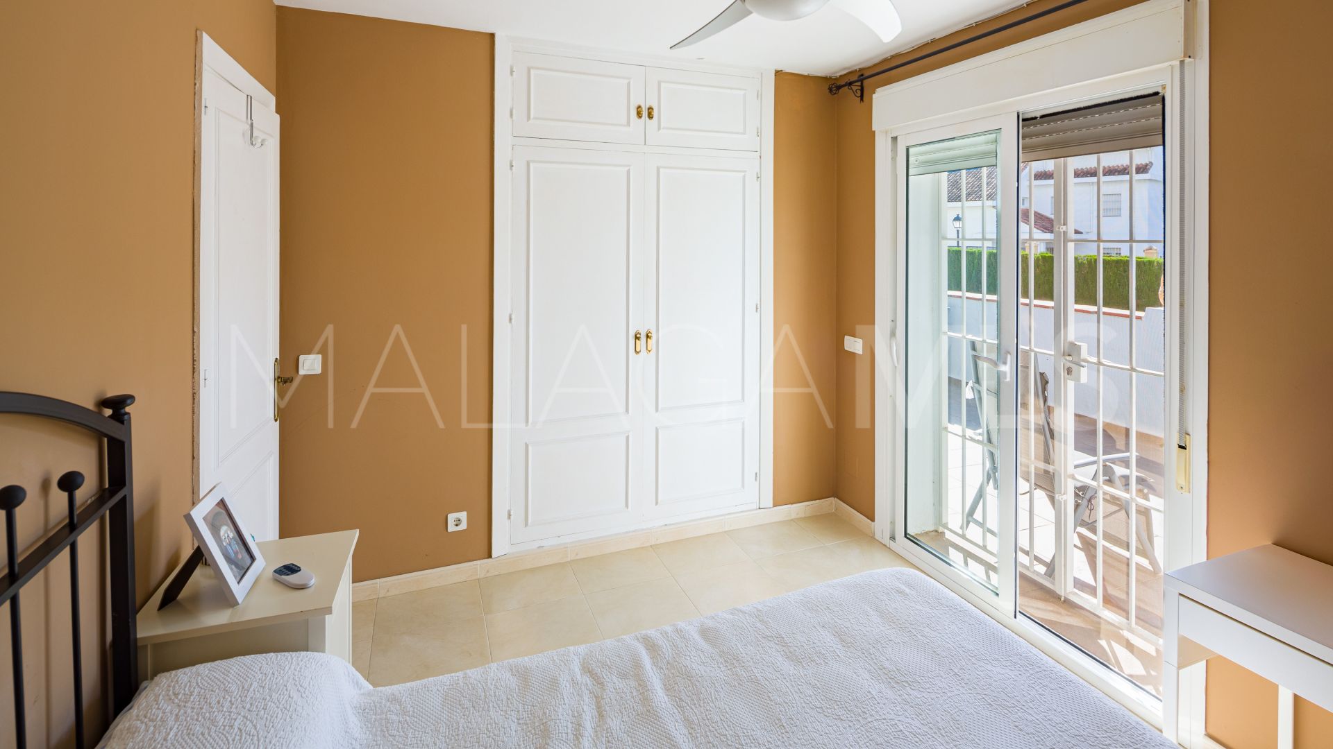 Nueva Andalucia, apartamento planta baja de 3 bedrooms for sale