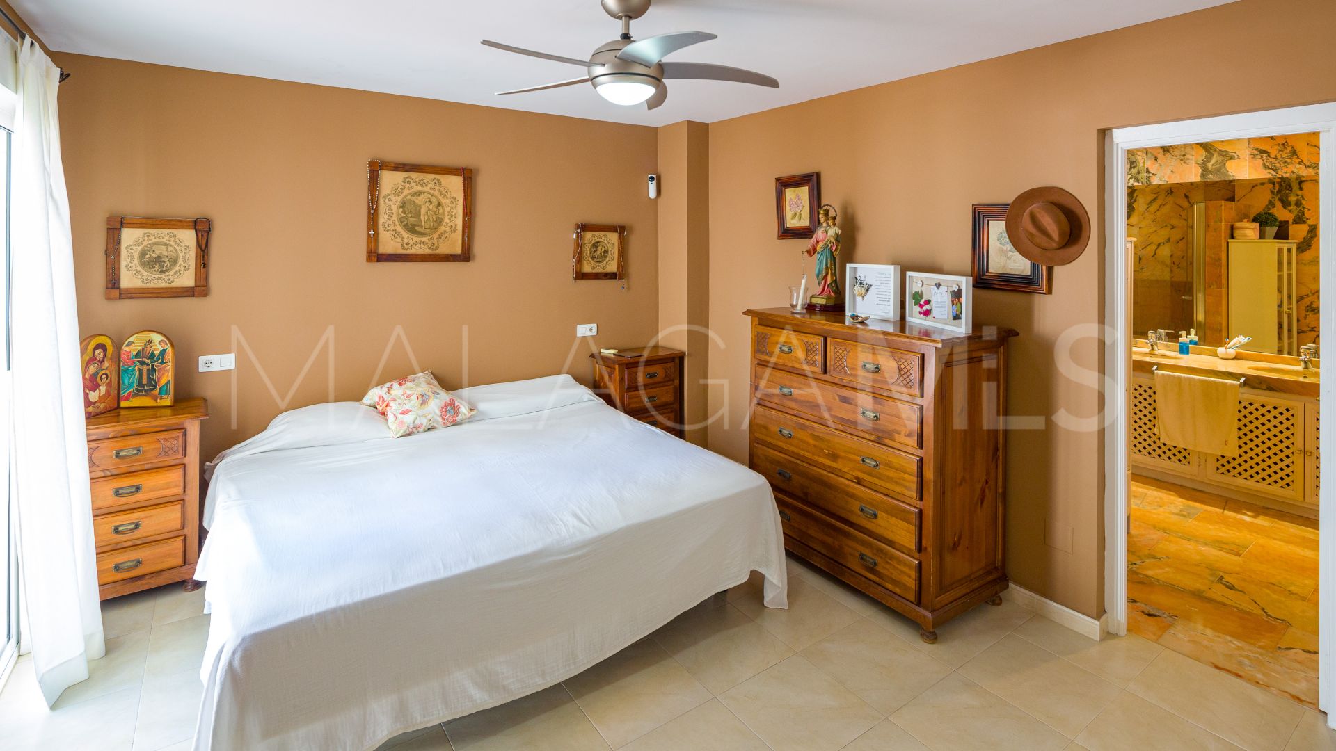 Nueva Andalucia, apartamento planta baja de 3 bedrooms for sale