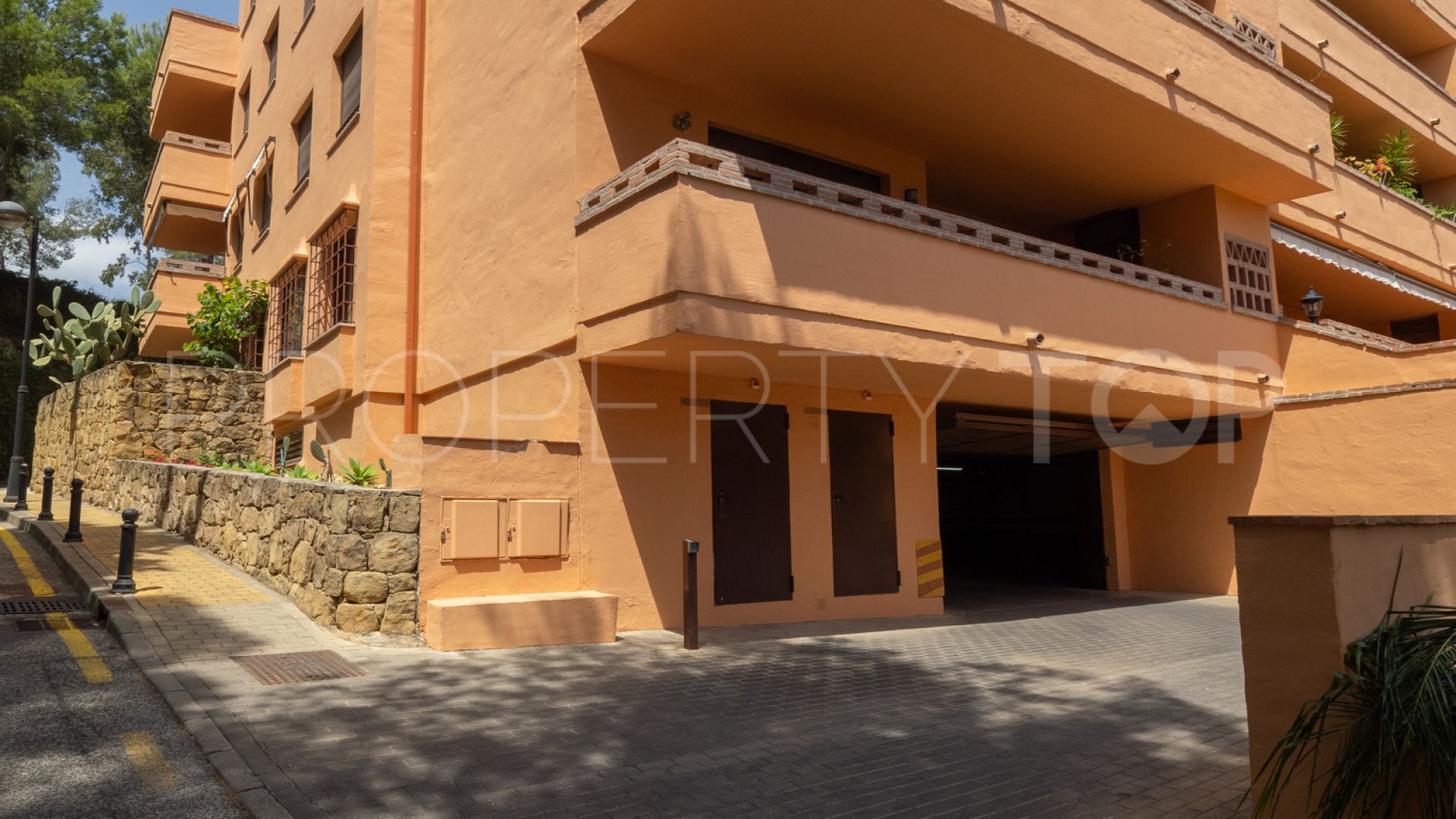 For sale Marbella Golden Mile apartment