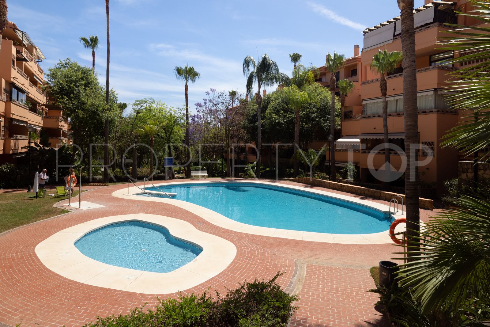 For sale Marbella Golden Mile apartment