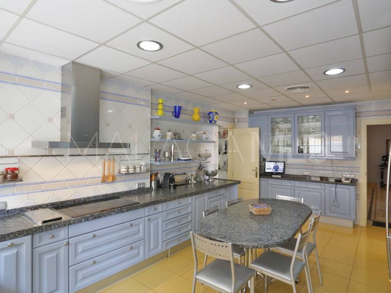 Villa for sale in Benalmadena Costa