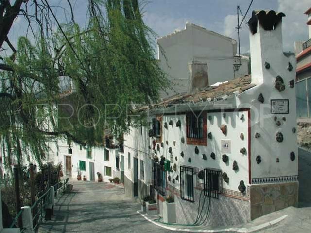For sale Granada hotel with 8 bedrooms