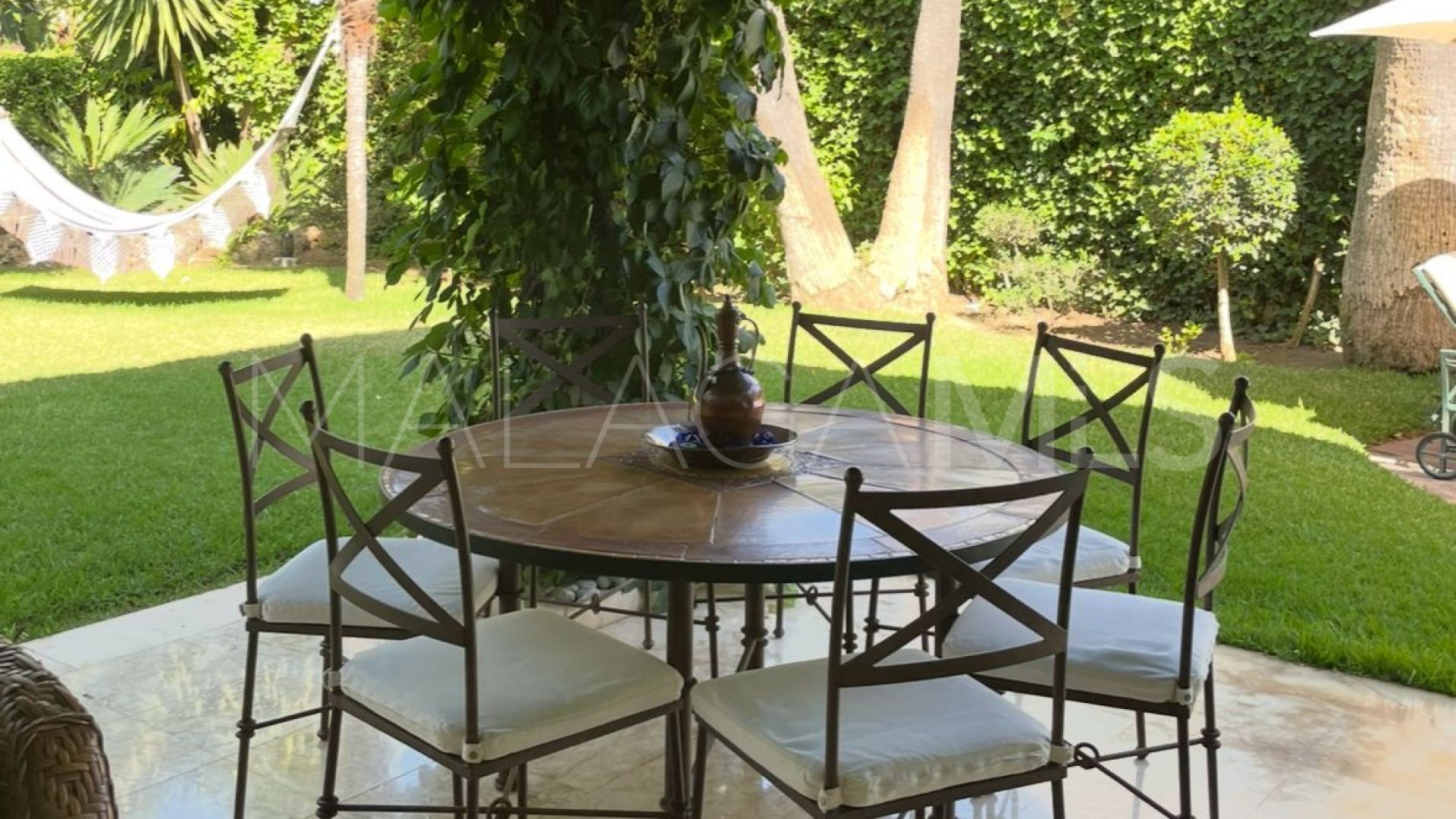 Villa for sale in Los Monteros
