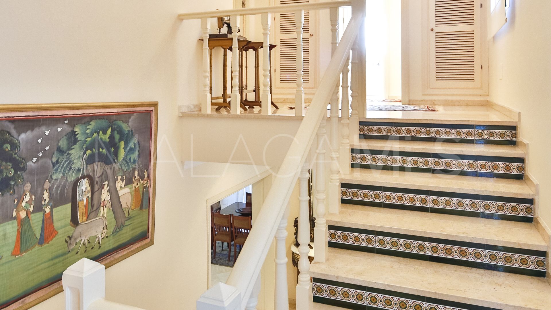Villa for sale in Los Monteros