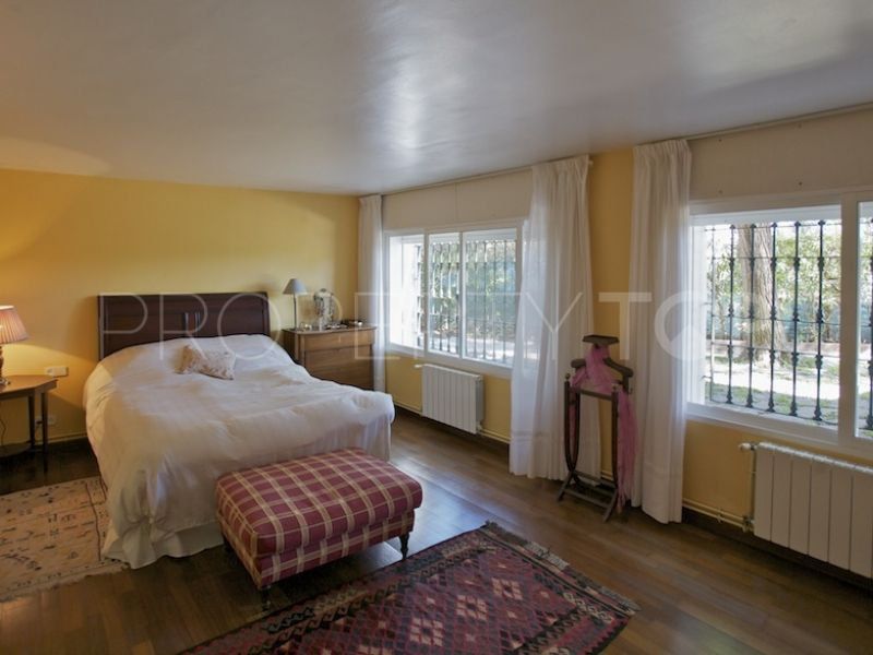 5 bedrooms villa for sale in Elviria Hills