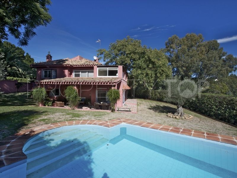 Villa en venta en Elviria Hills de 5 dormitorios