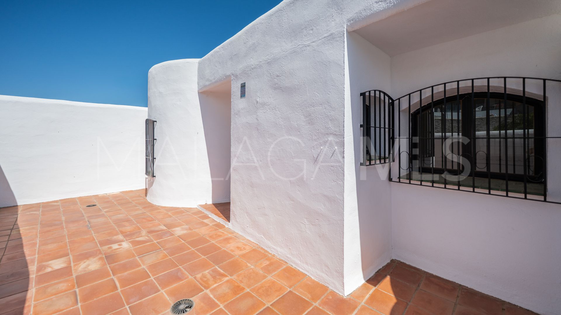 Villa for sale in Cabopino