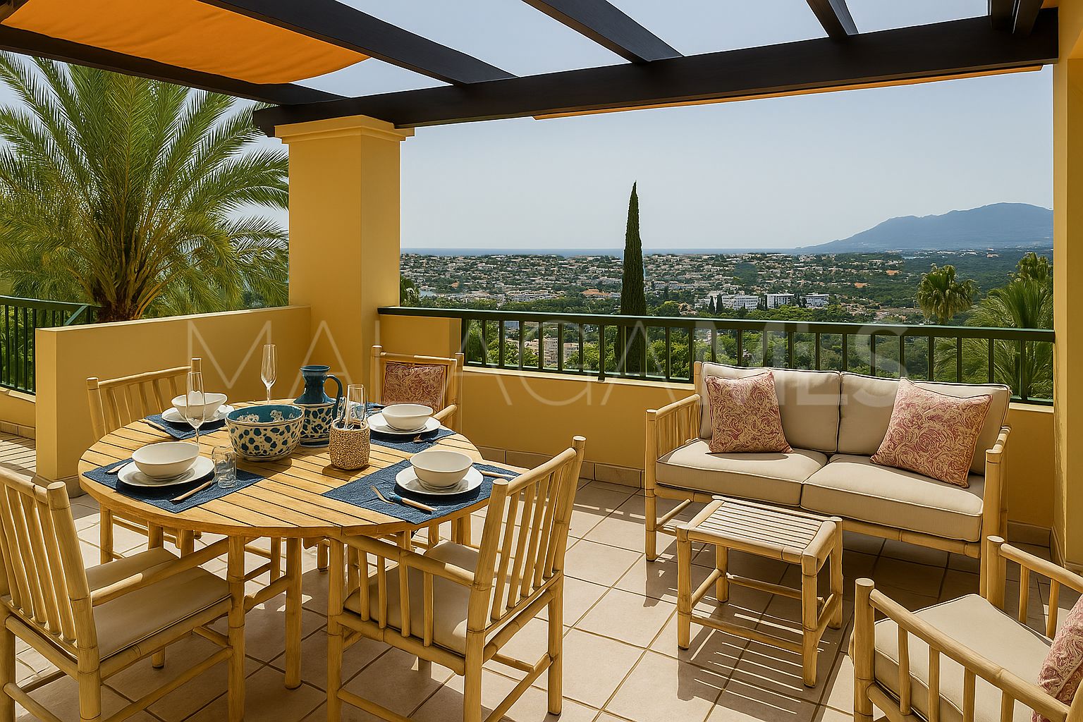 Penthouse for sale in Los Flamingos Golf with 3 bedrooms