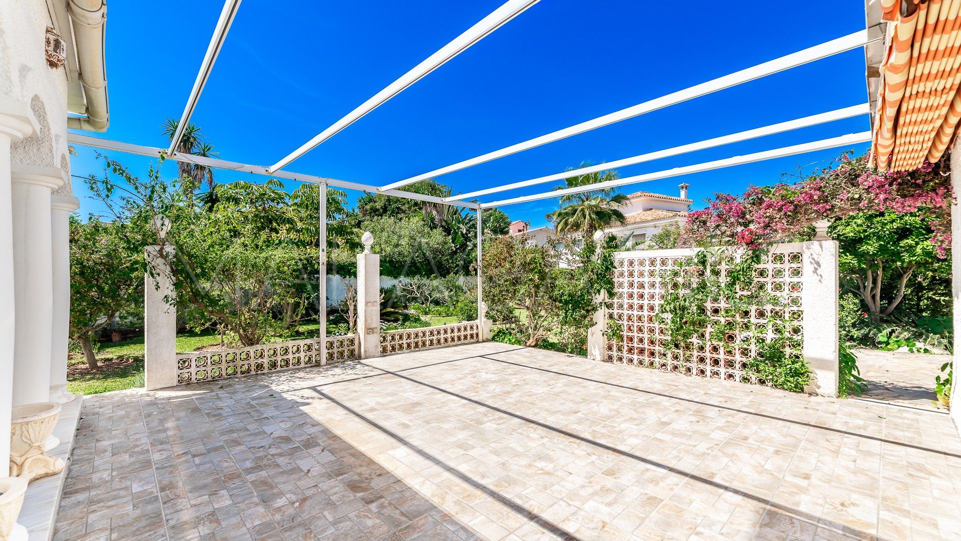 Villa for sale in El Rosario