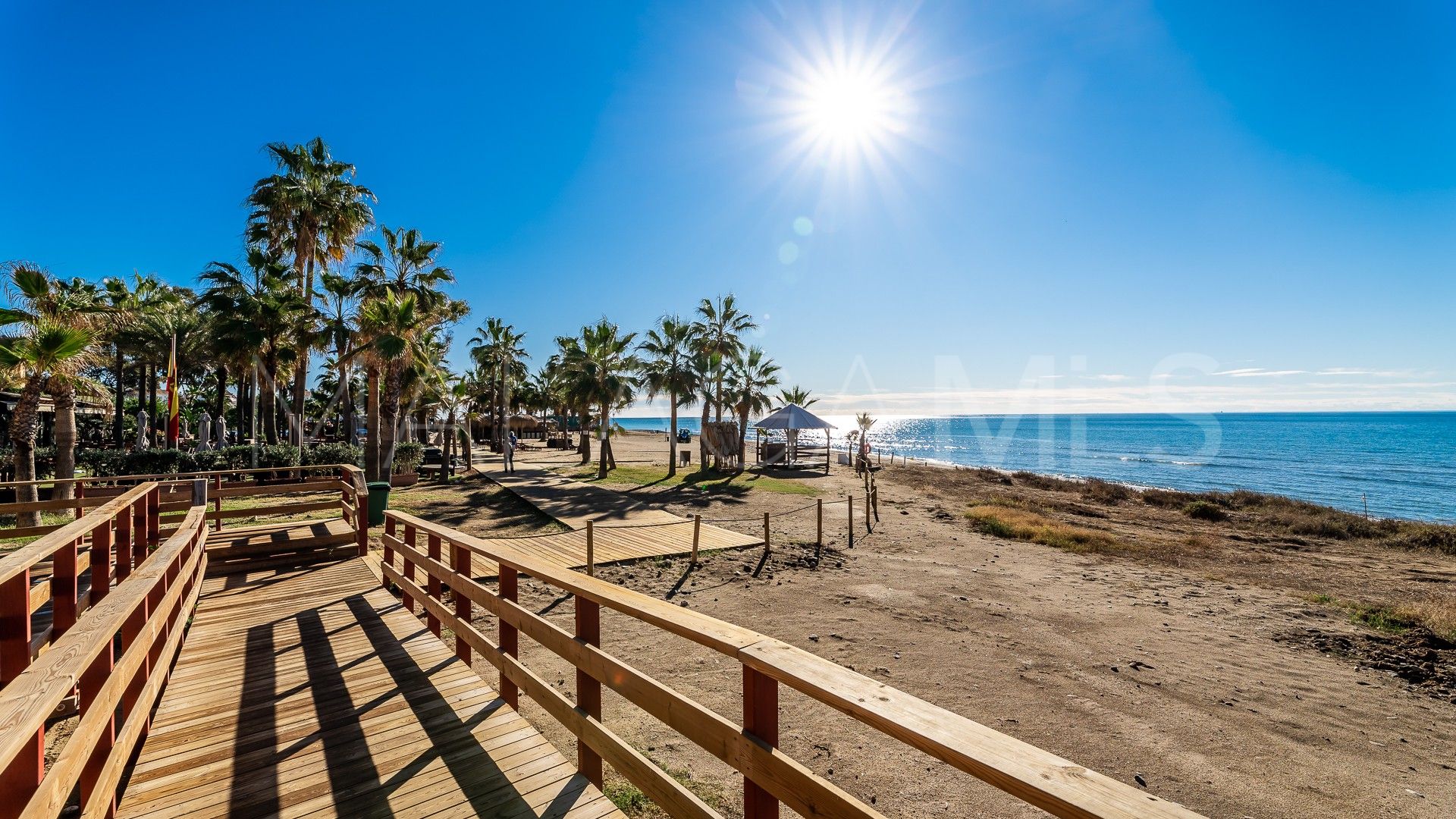 Takvåning for sale in Los Monteros
