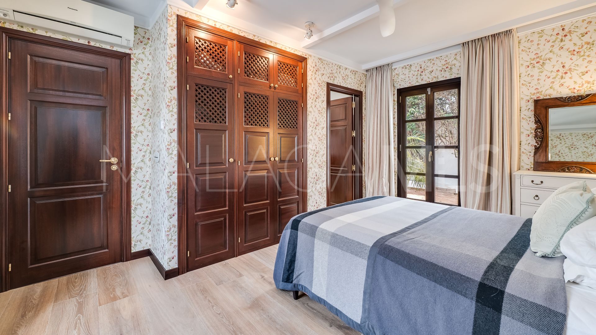 Radhus for sale in Golden Mile