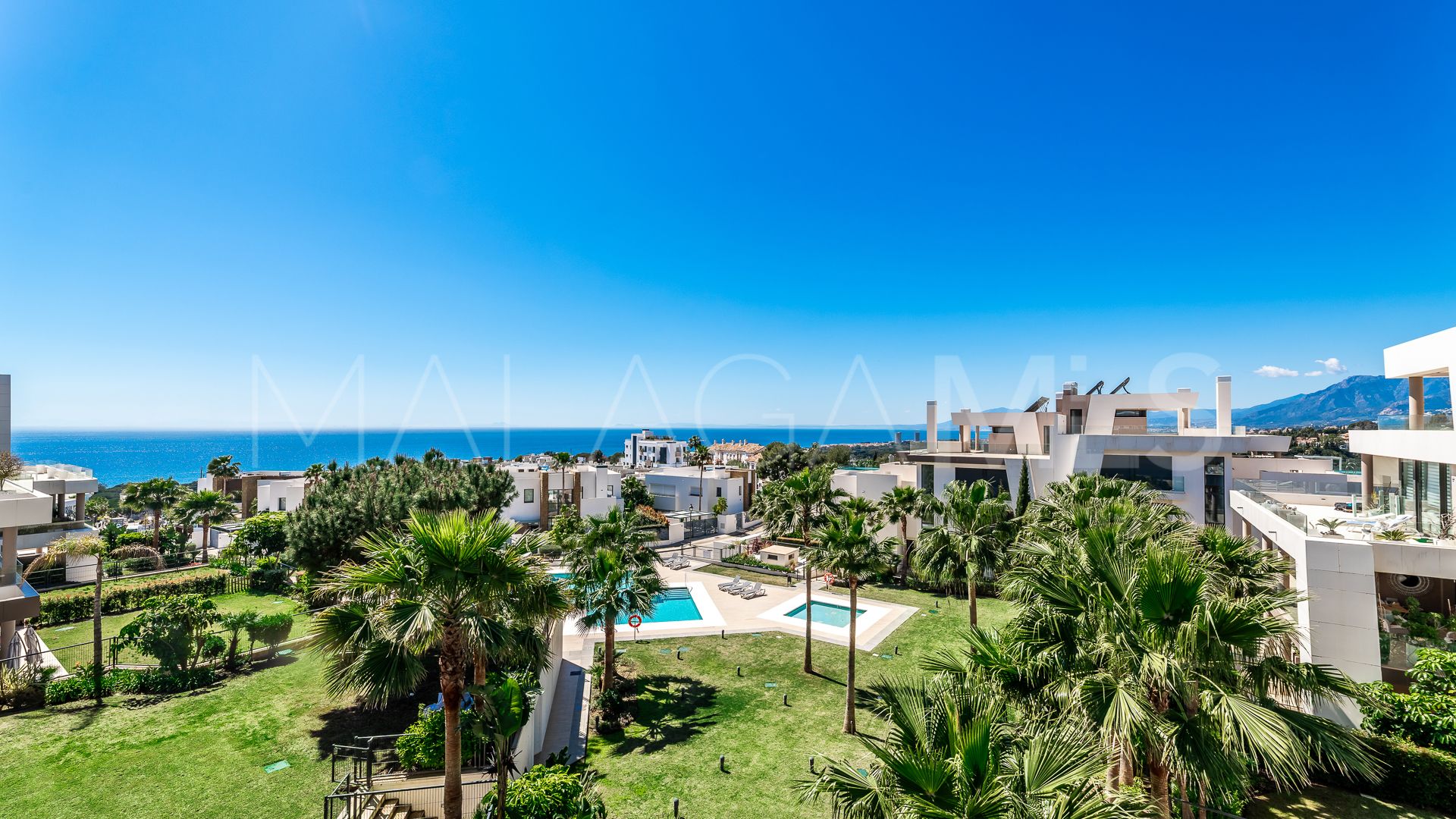 Se vende Ático de 2 bedrooms in Cabopino