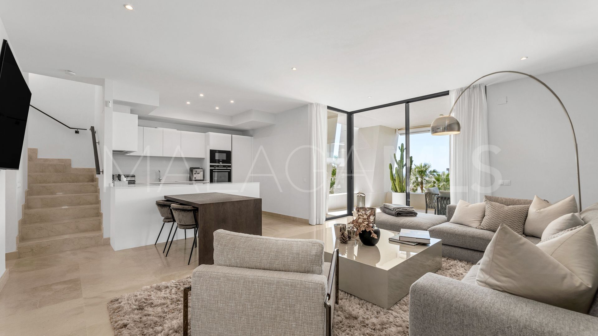 Se vende Ático de 2 bedrooms in Cabopino