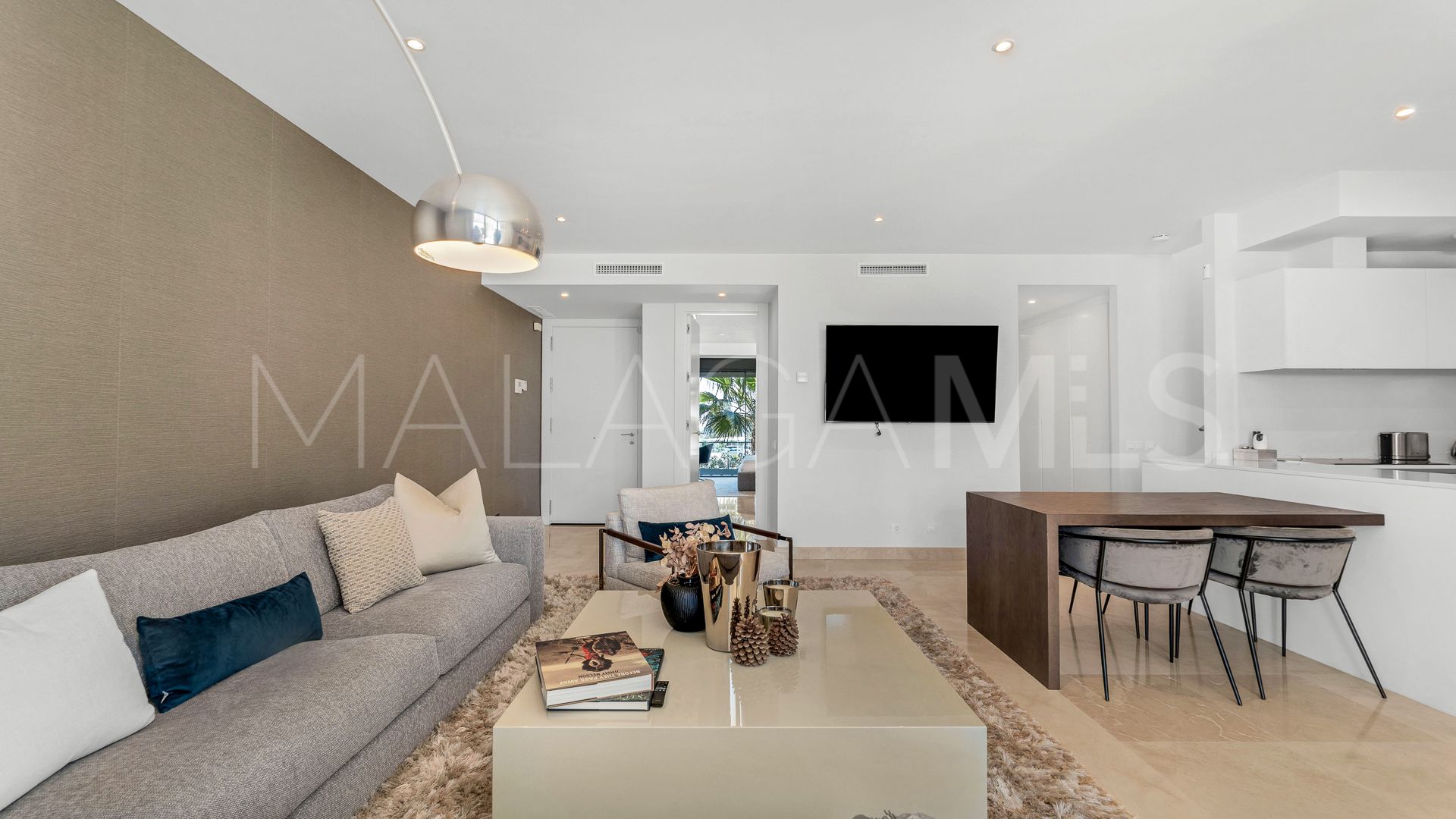Se vende Ático de 2 bedrooms in Cabopino