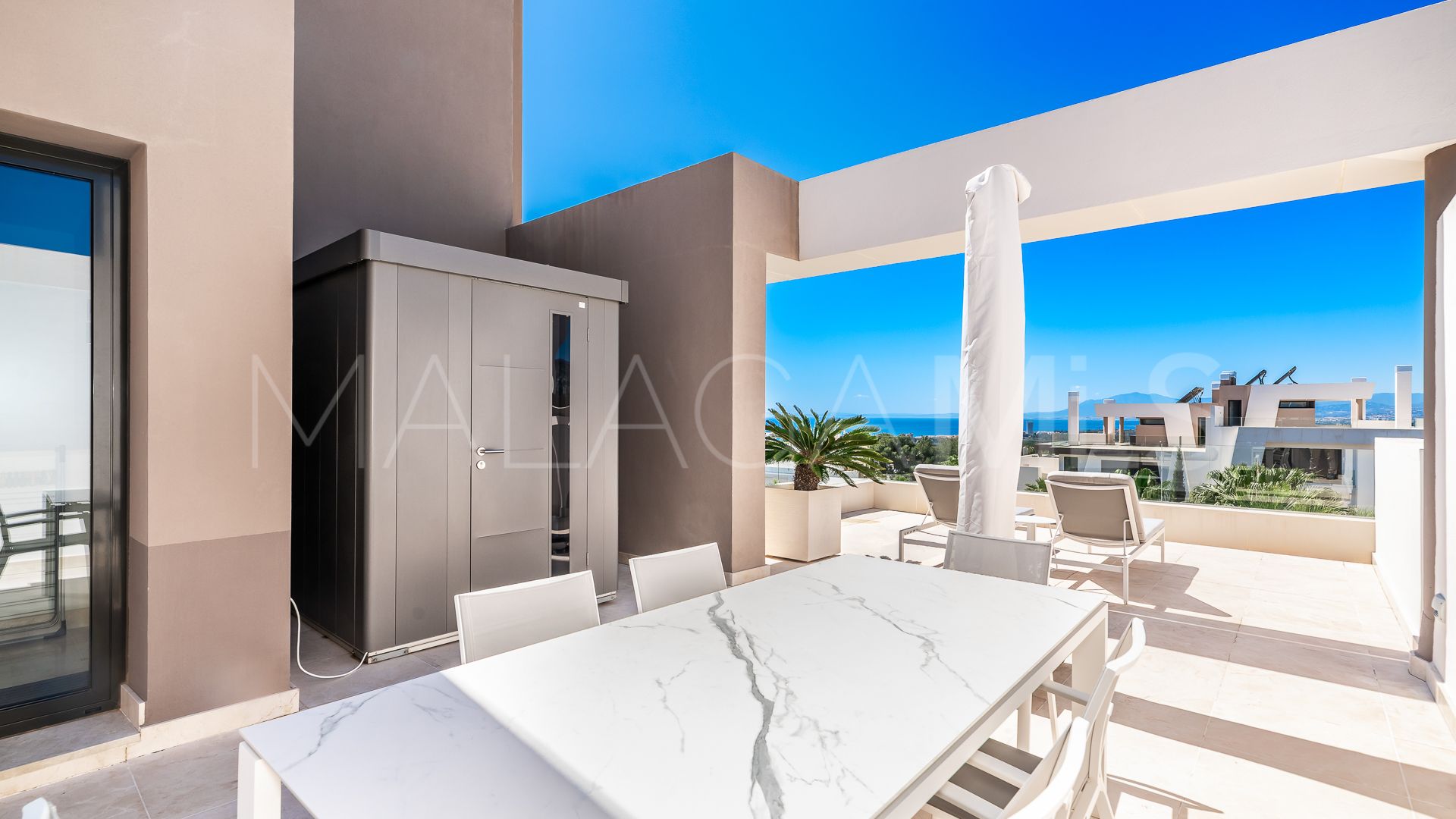 Se vende Ático de 2 bedrooms in Cabopino