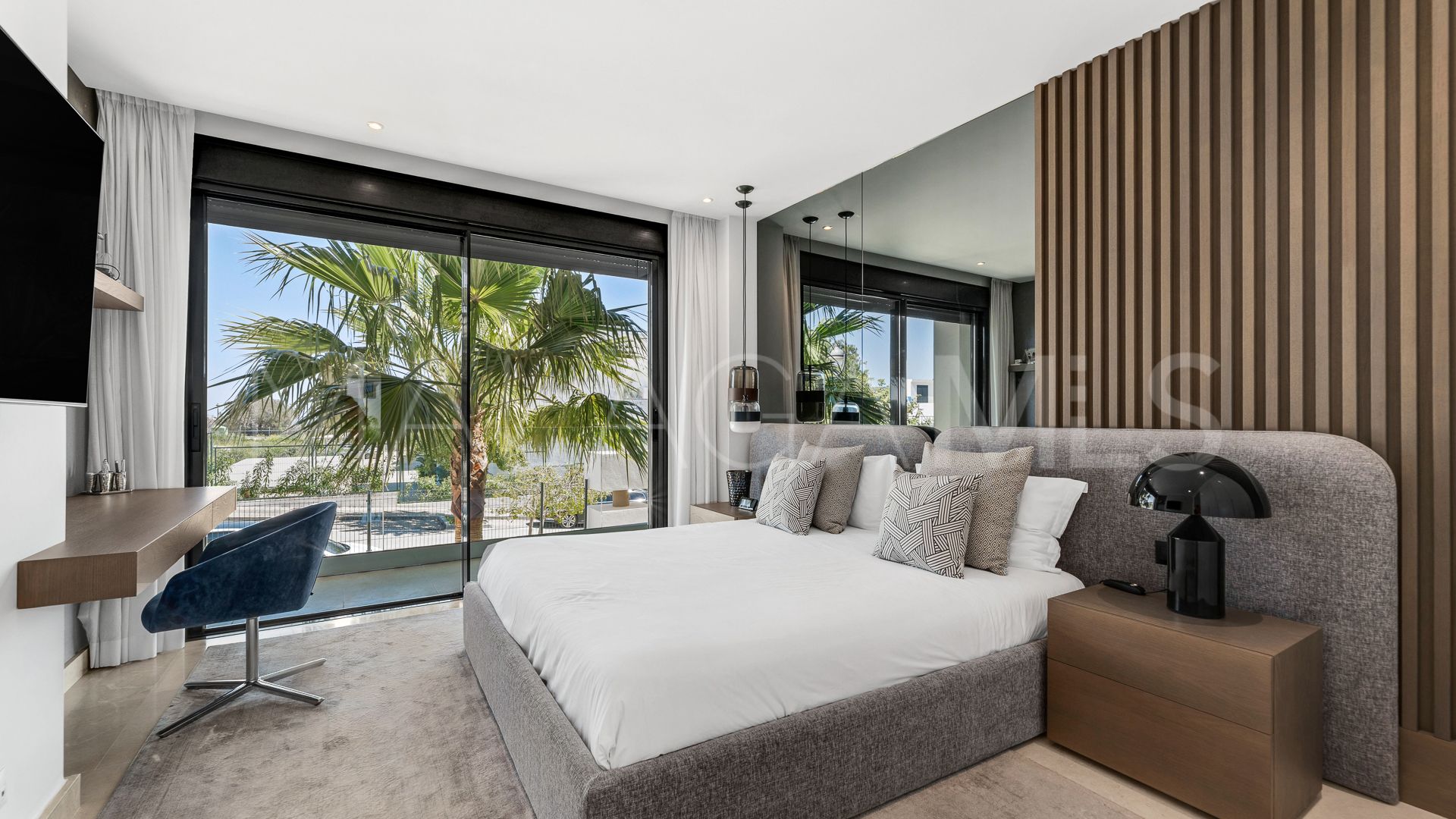 Se vende Ático de 2 bedrooms in Cabopino