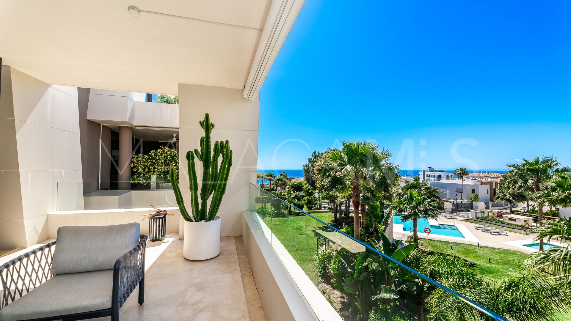 Se vende Ático de 2 bedrooms in Cabopino