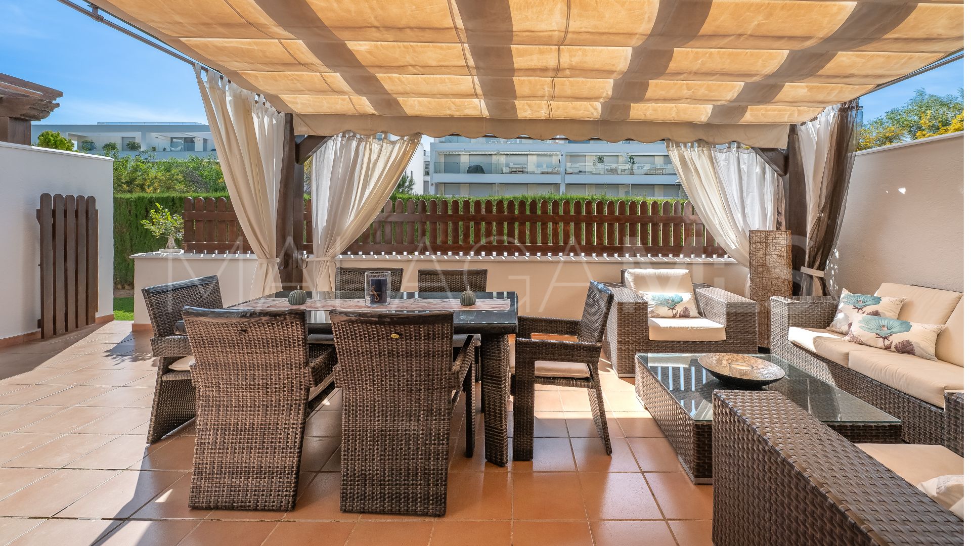 Erdgeschosswohnung for sale in Elviria