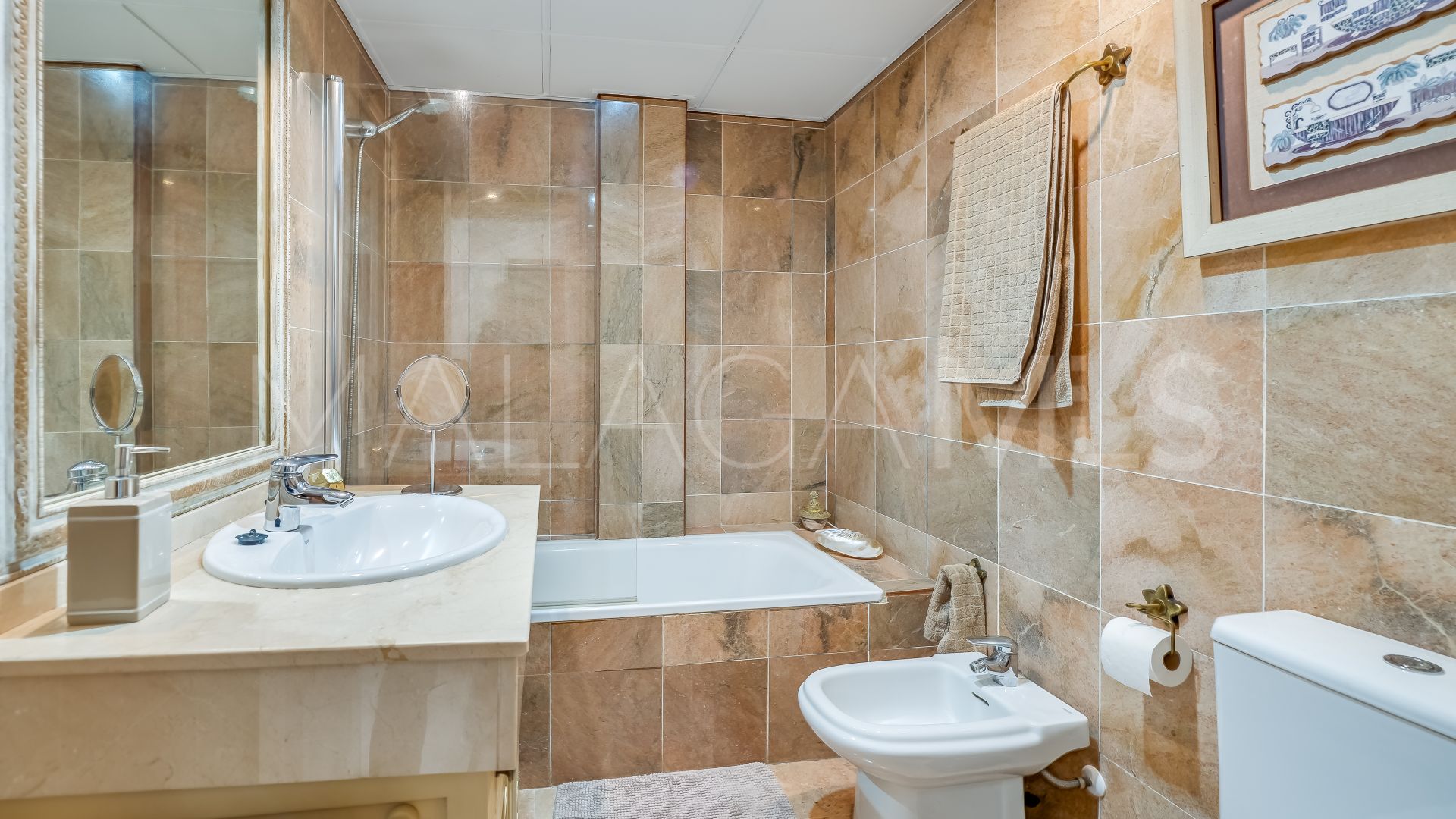 Erdgeschosswohnung for sale in Elviria