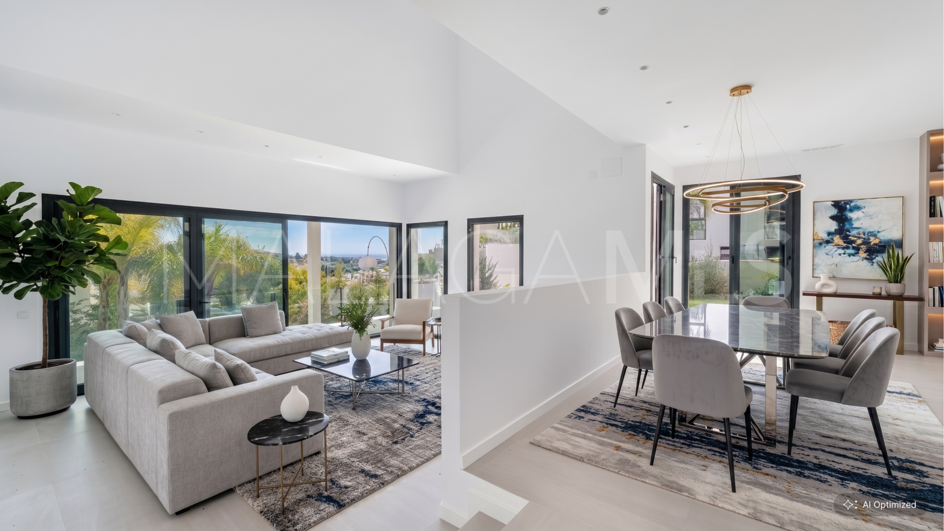 Villa for sale in Elviria