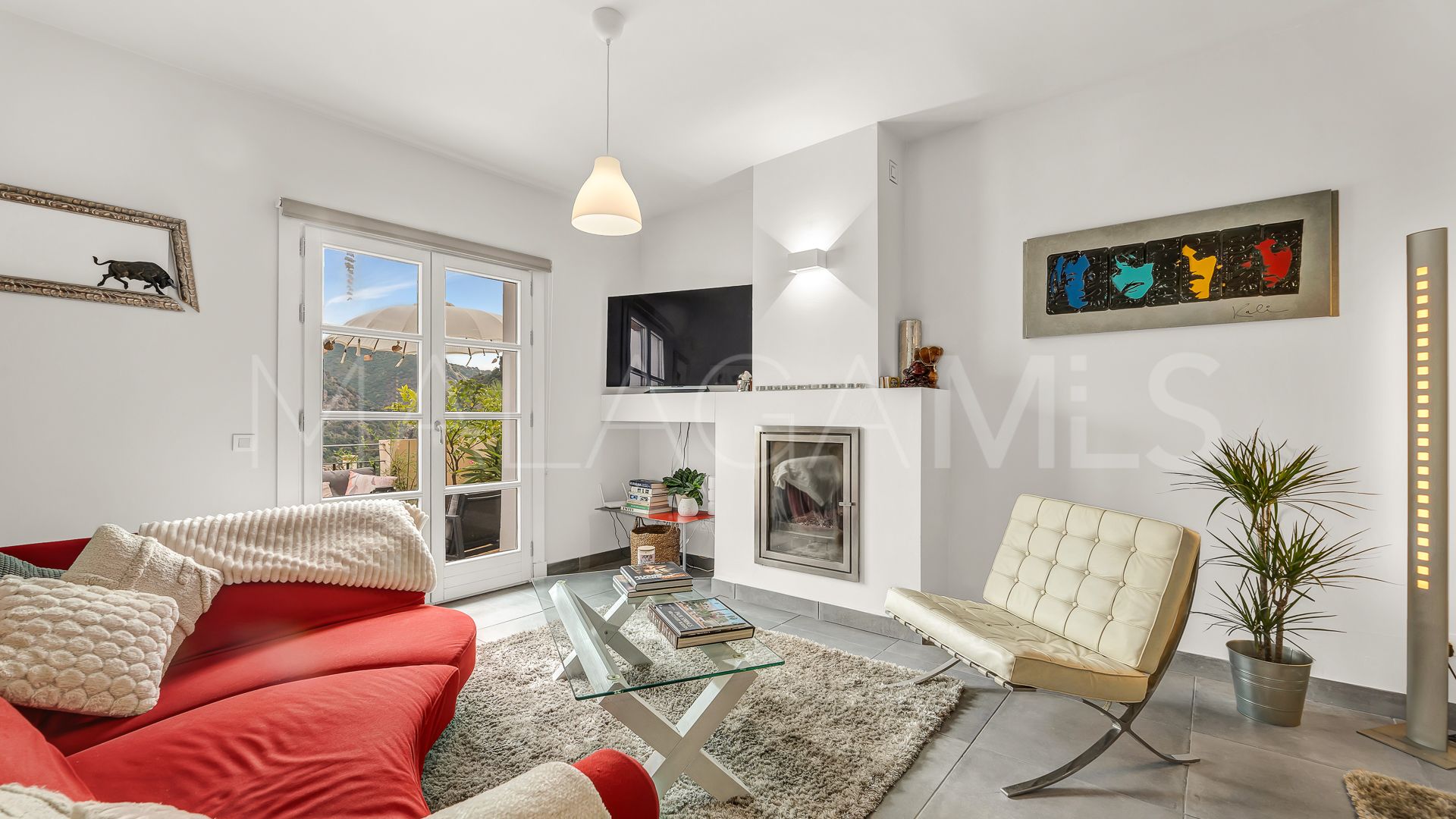 Parhus for sale in Benahavis Centro