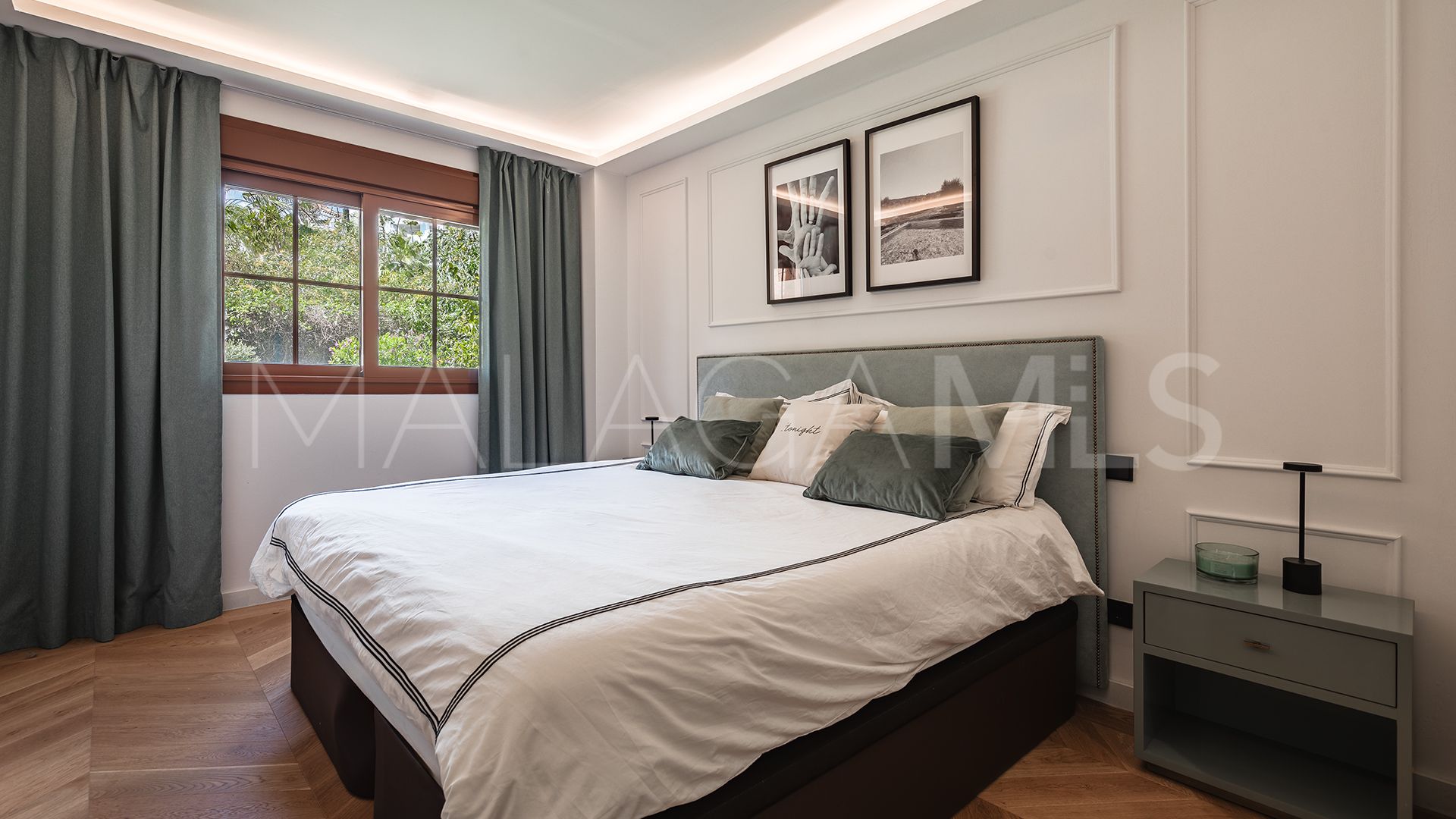For sale La Alqueria 3 bedrooms ground floor apartment