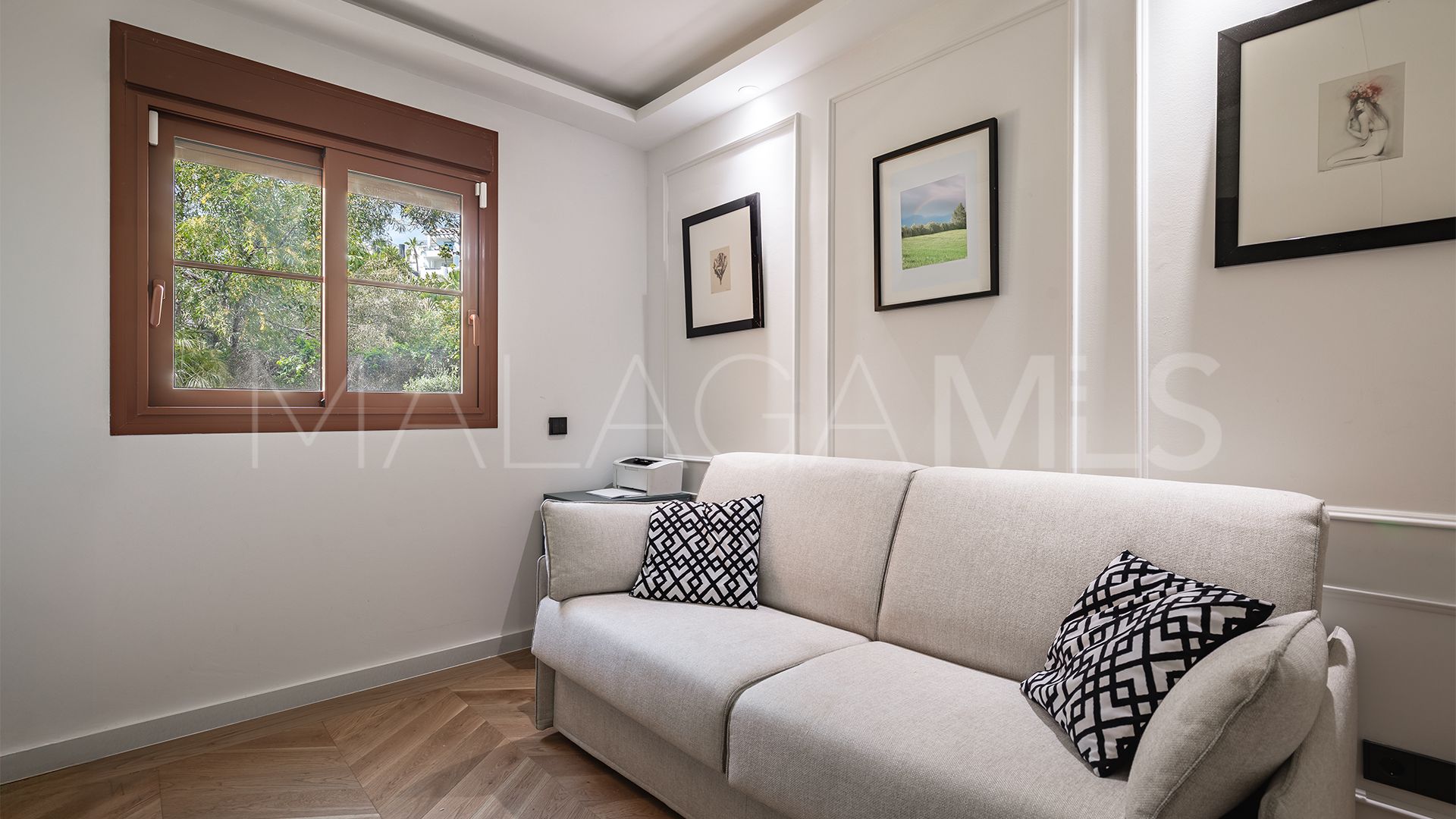 For sale La Alqueria 3 bedrooms ground floor apartment