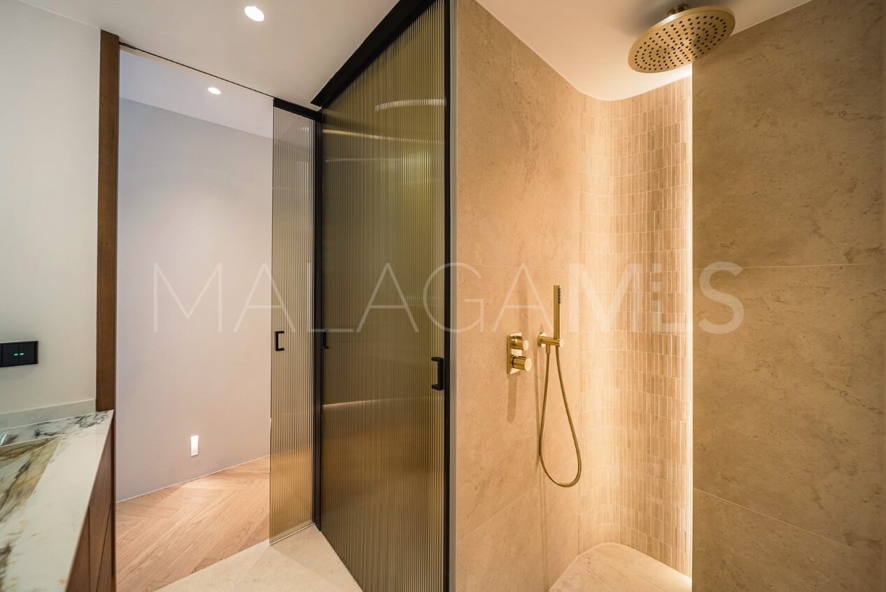 Lägenhet for sale in Marbella Golden Mile